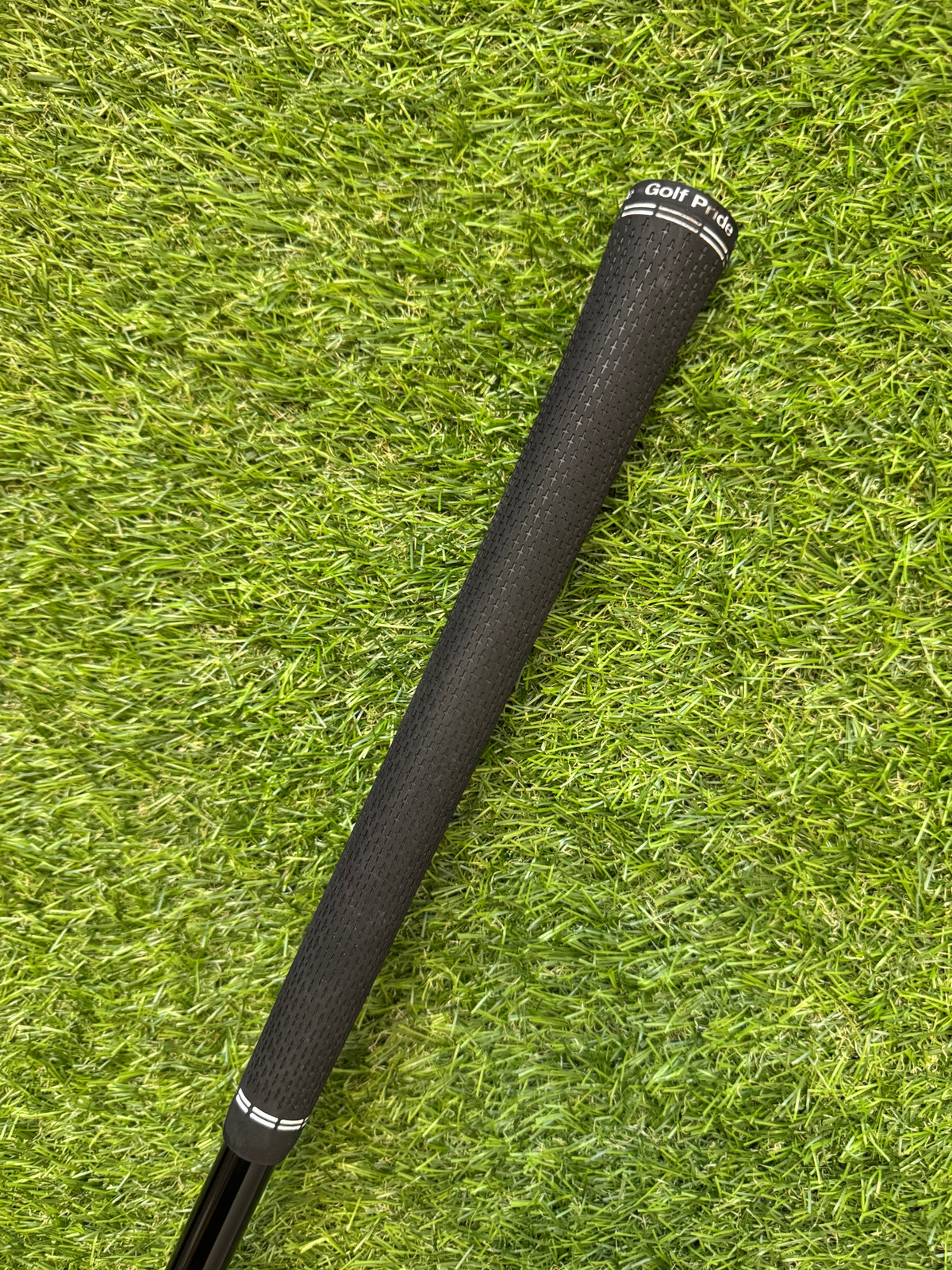 Titleist GT2 Driver 9° – HZRDUS X-Stiff Shaft
