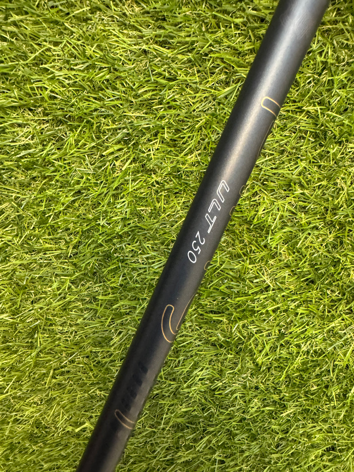 Ping GLE3 6 Hybrid – Ping ULT 250 Ladies