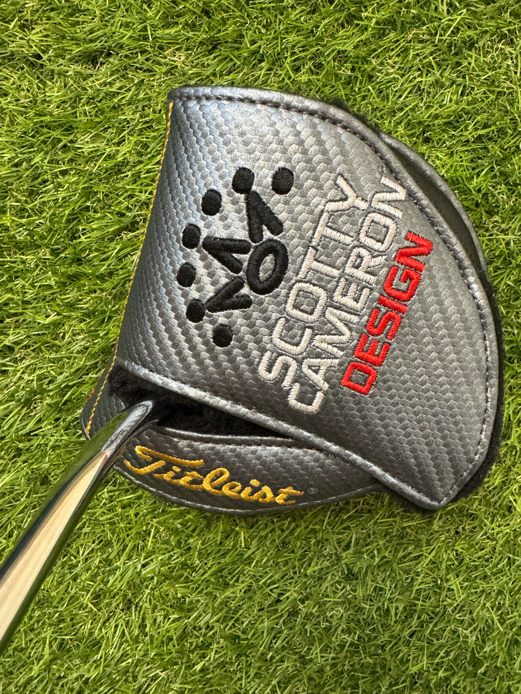 Scotty Cameron Futura 5.5M 35” Putter