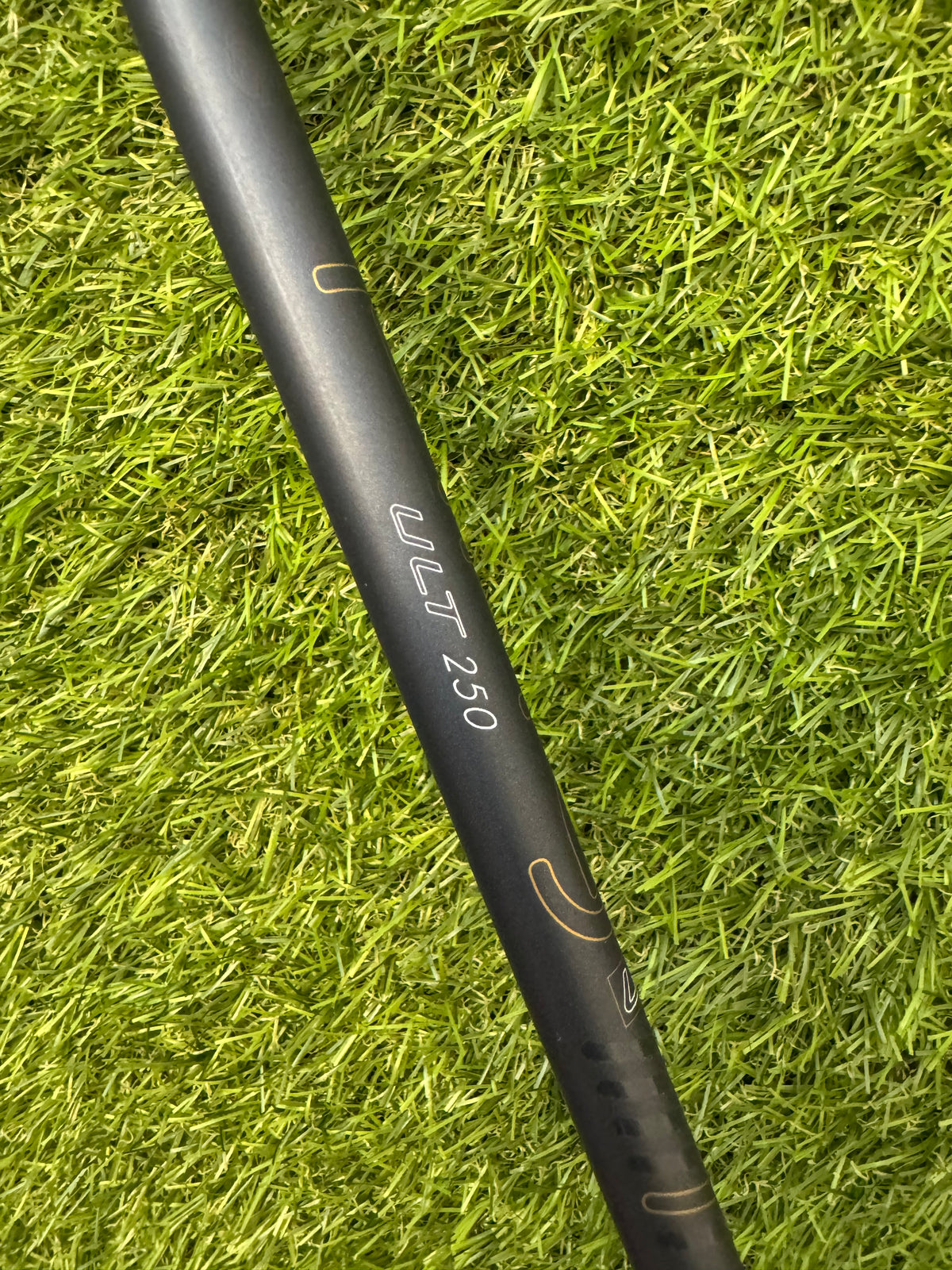 Ping GLE3 5 Hybrid – Ping ULT 250 Ladies