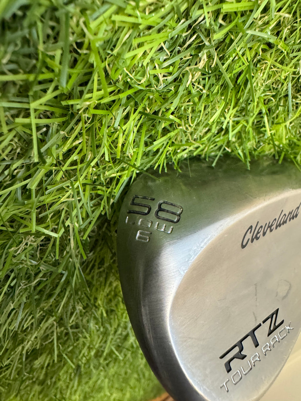 Cleveland RTZ 58 Low 6 Wedge – Dynamic Gold Spinner Wedge