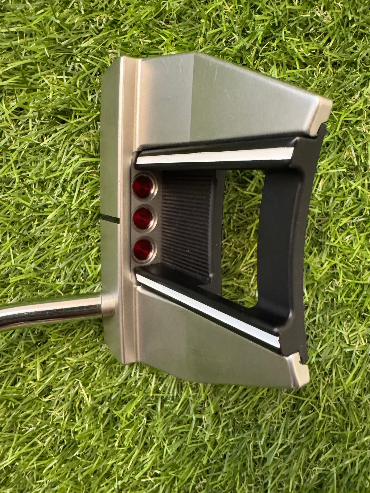 Scotty Cameron Futura 5.5M 35” Putter