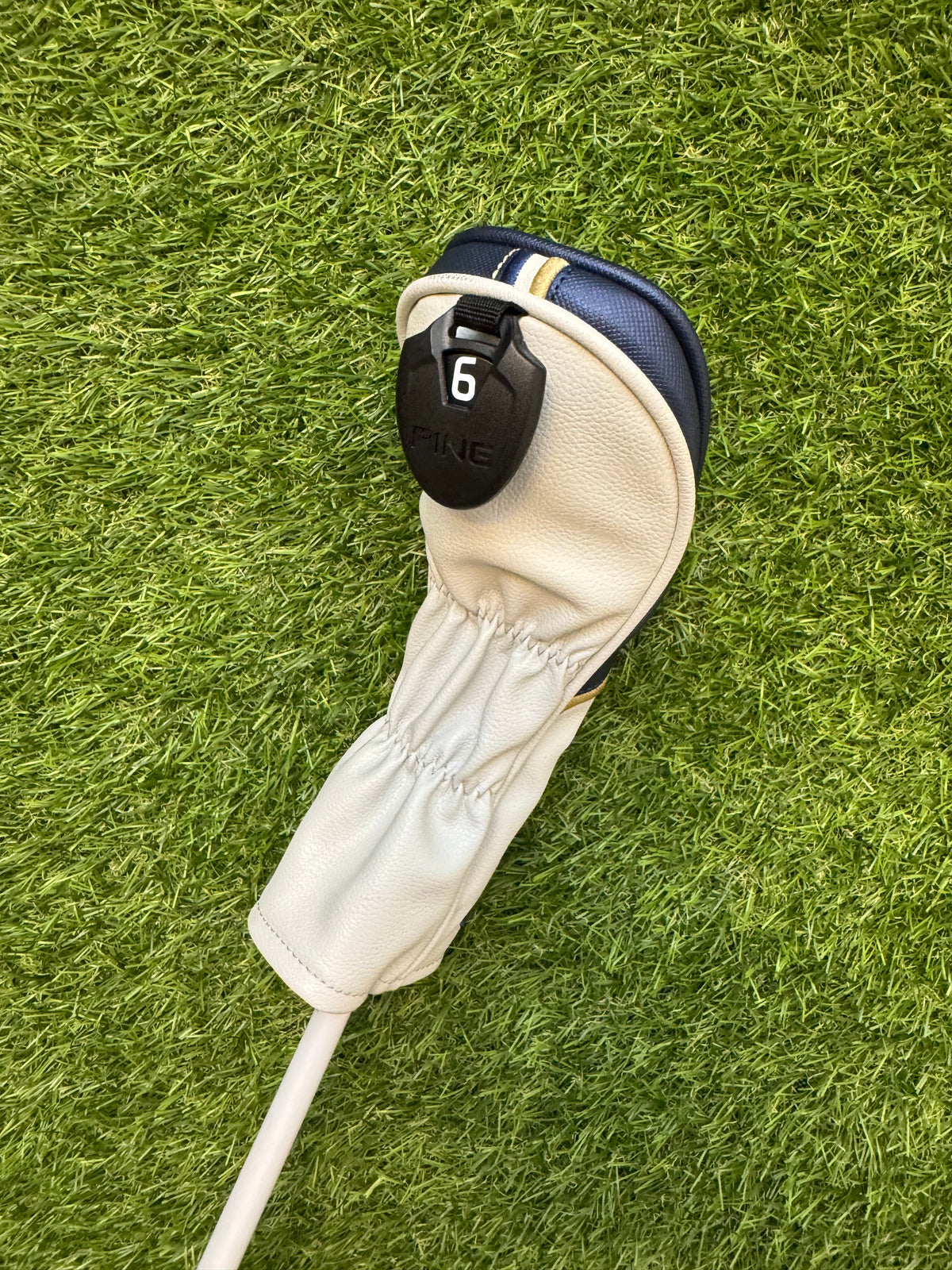 Ping GLE3 6 Hybrid – Ping ULT 250 Ladies