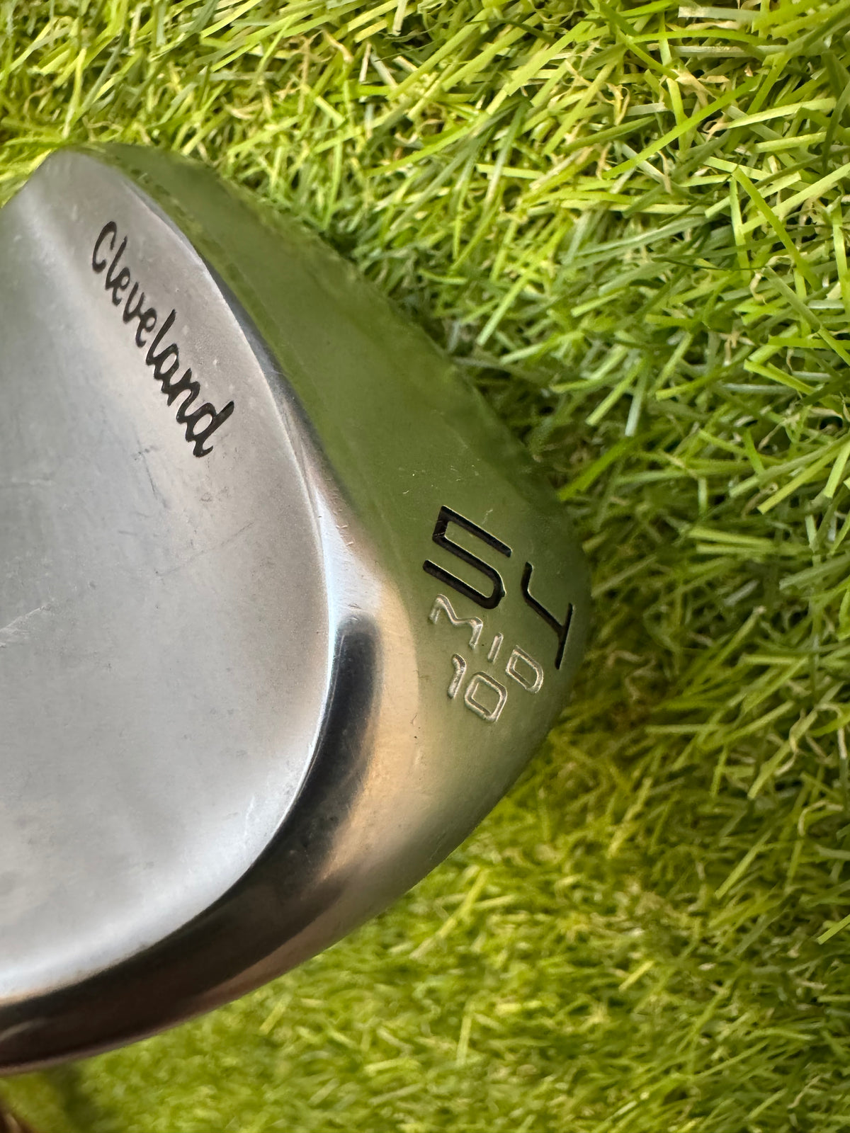 Cleveland RTZ 54 Mid 10 Wedge – Dynamic Gold Spinner Wedge