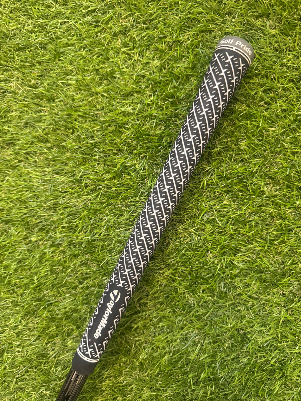 Taylormade M1 Driver 9.5° – UST Mamiya ATTAS G7 6S Stiff Shaft