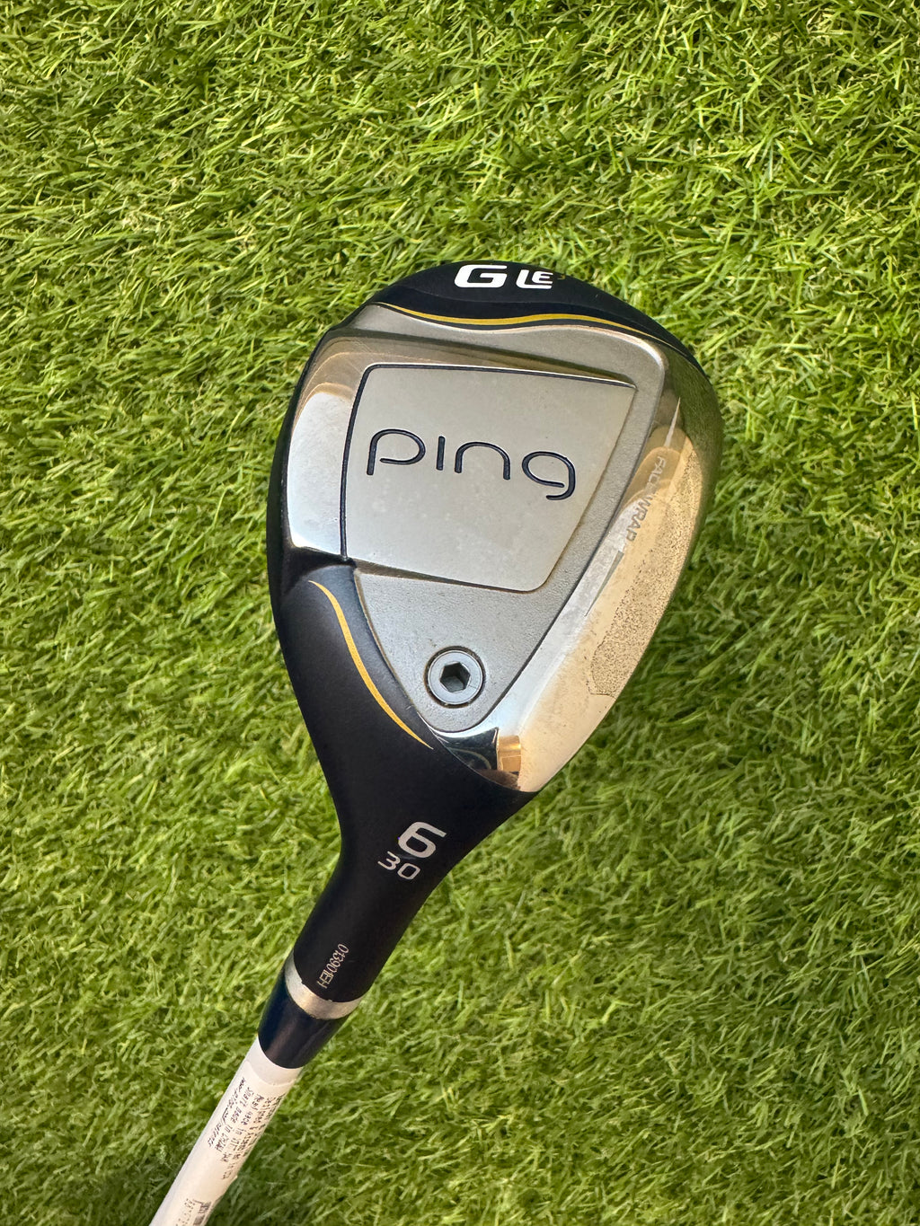 Ping GLE3 6 Hybrid – Ping ULT 250 Ladies