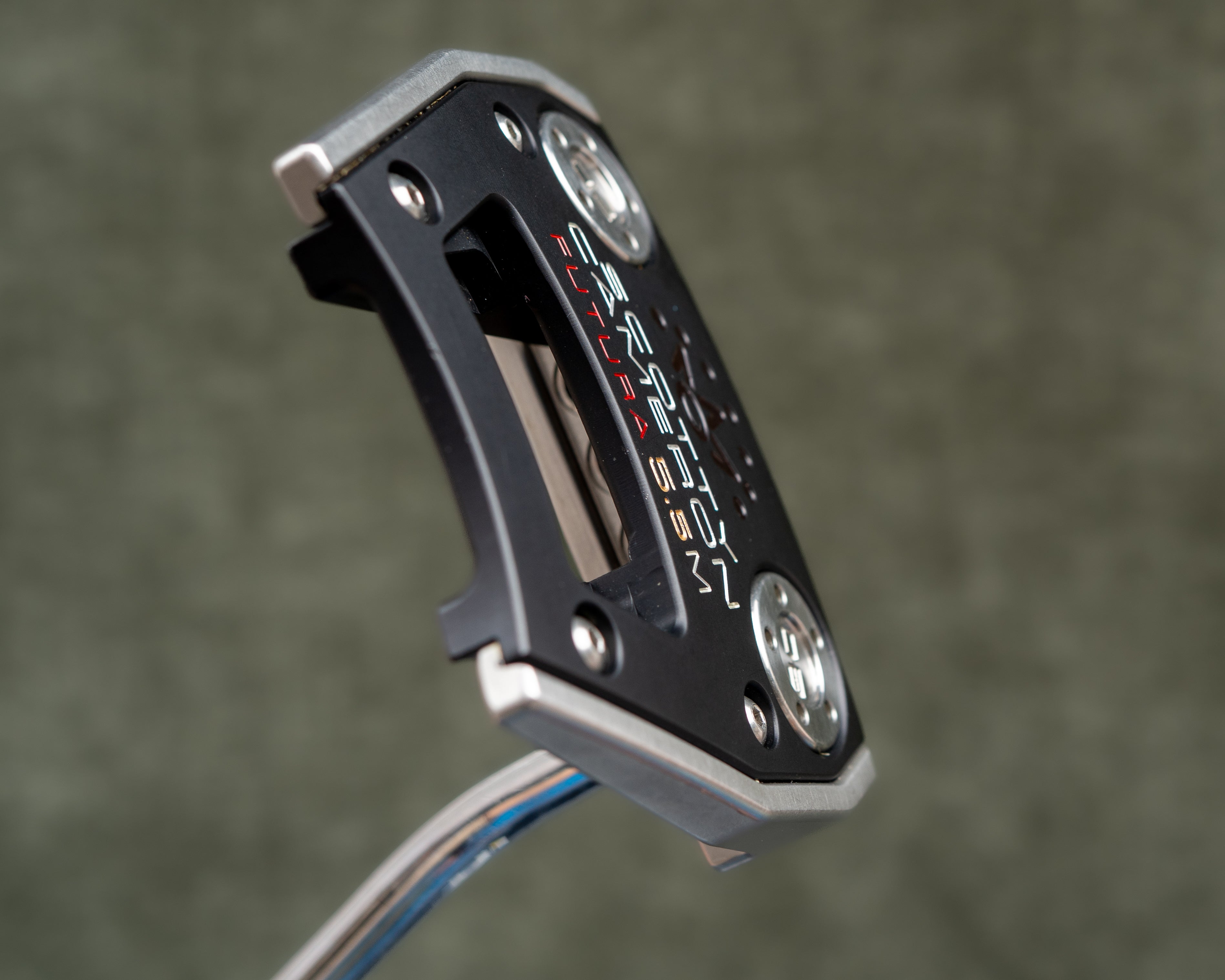 Scotty Cameron Futura 5.5M 33” Putter