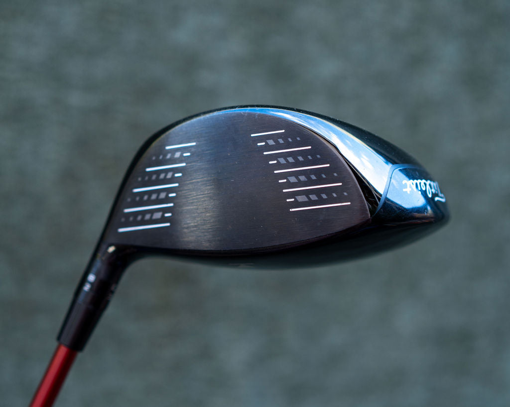 Titleist 913 D3 Driver 9.5° – Denali Red 70 Stiff Shaft