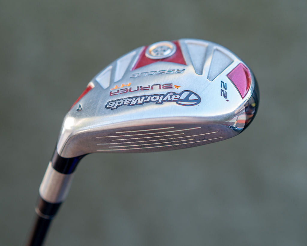 TaylorMade Burner HT 4H 22° – TaylorMade REAX Superfast 65 Regular Shaft