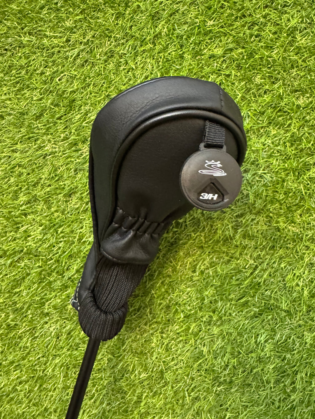 Cobra DS Adapt 3 Hybrid – KBS PGI 85 Stiff