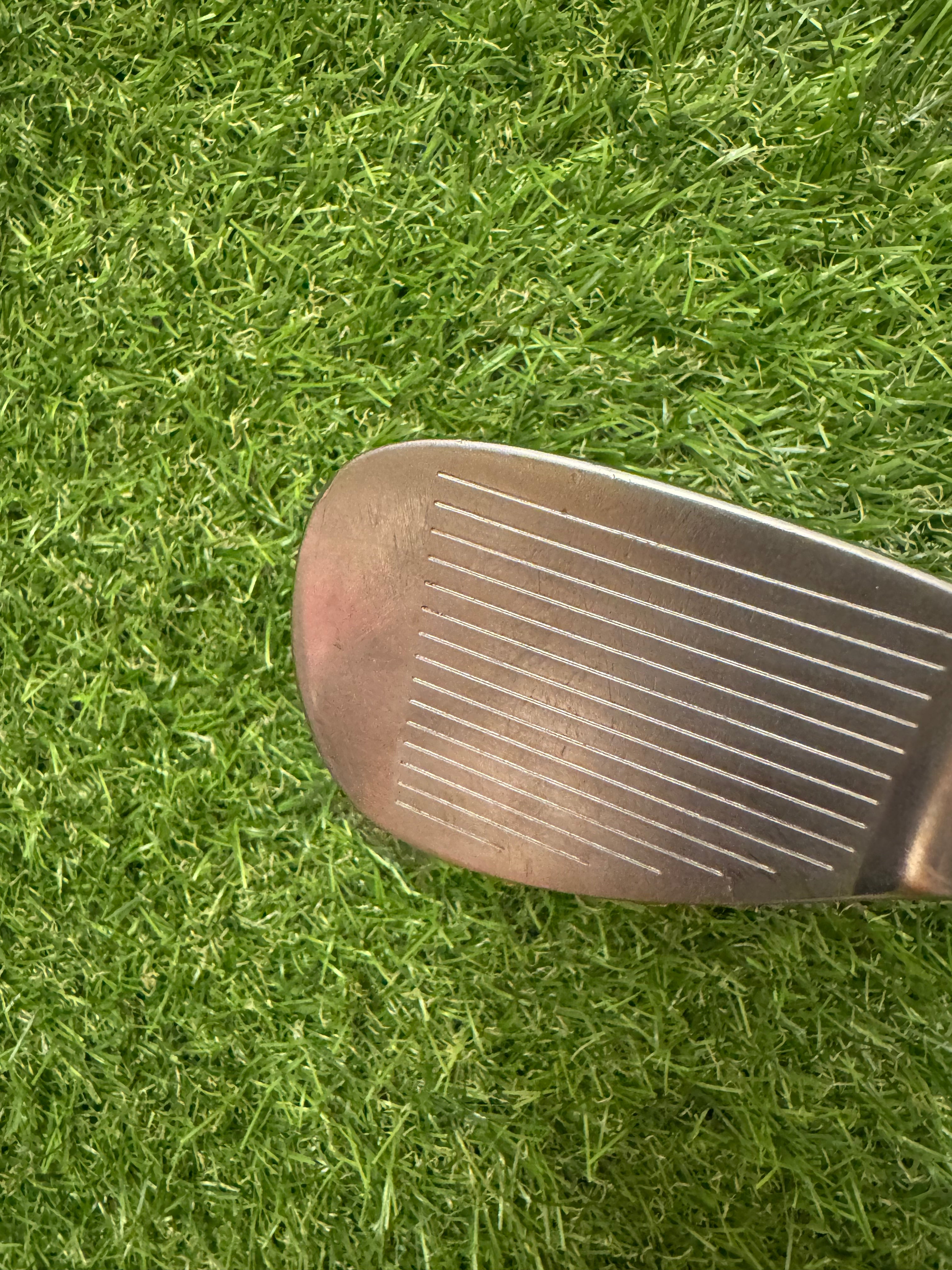 Wilson Sole Grind Harmonized 60° Wedge Left Hand