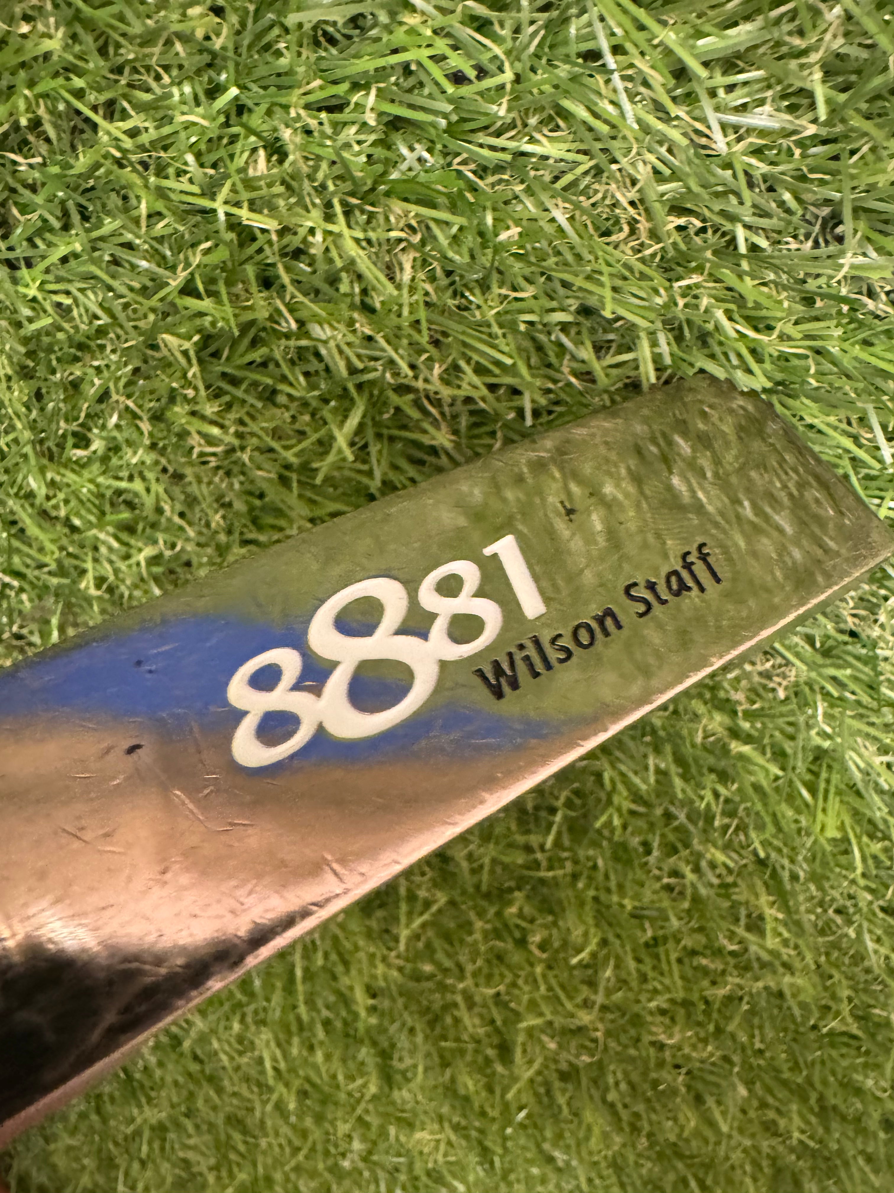 Wilson Staff 36.5” 8881 Left Hand Blade Putter with Milled Face and One‑of‑a‑Kind Blue Ventus Carbon Shaft