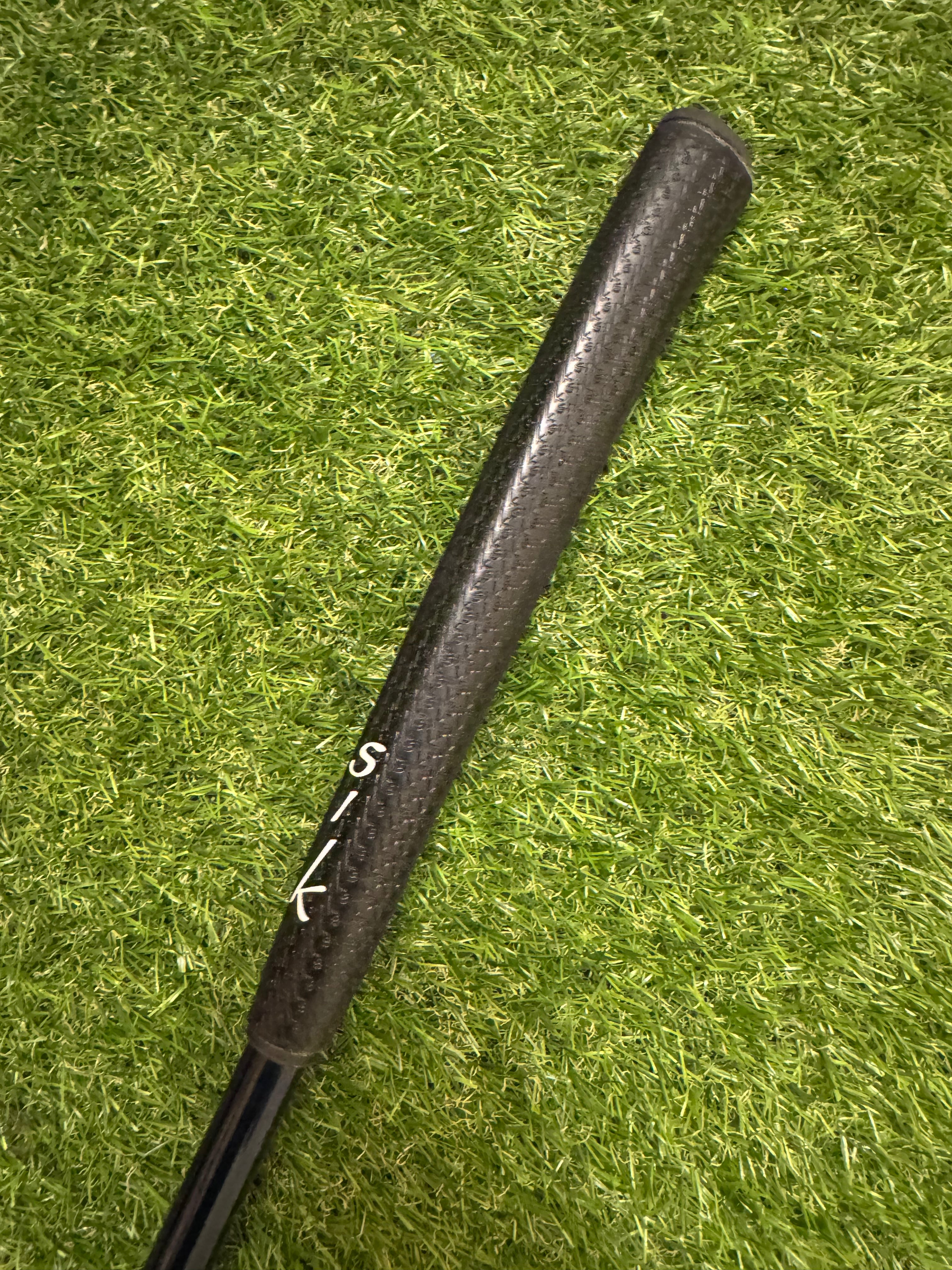 Wilson Staff 36.5” 8881 Left Hand Blade Putter with Milled Face and One‑of‑a‑Kind Blue Ventus Carbon Shaft