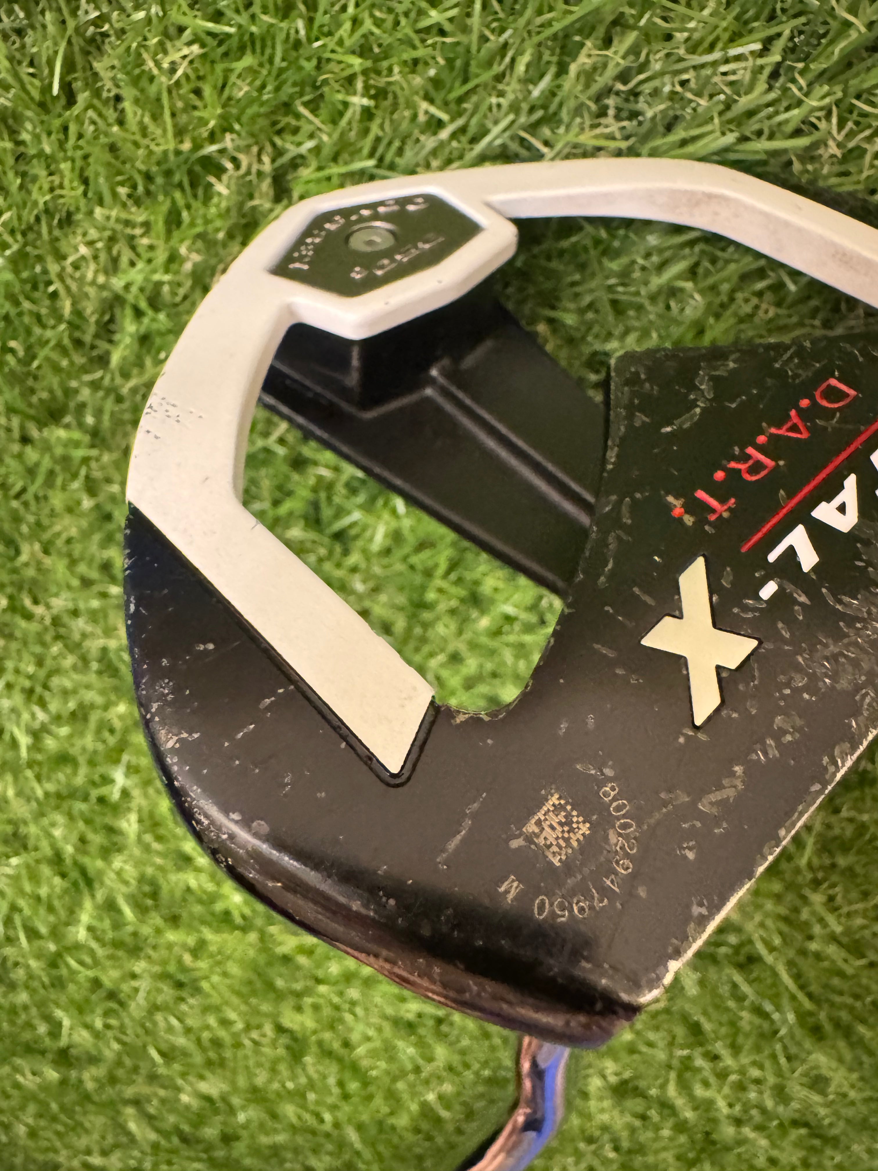 Odyssey 34” Metal X Dart Mallet Putter