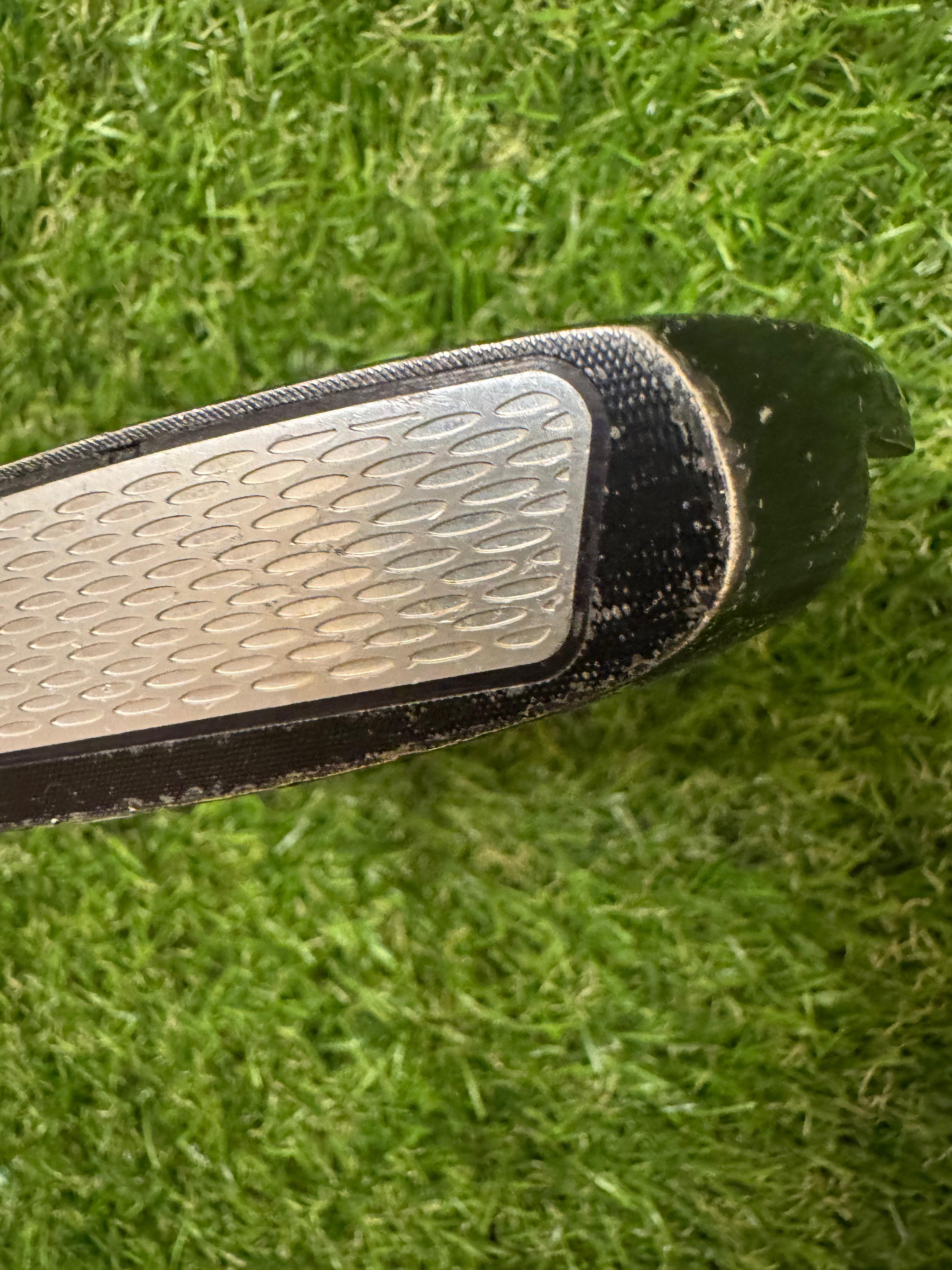 Odyssey 34” Metal X Dart Mallet Putter