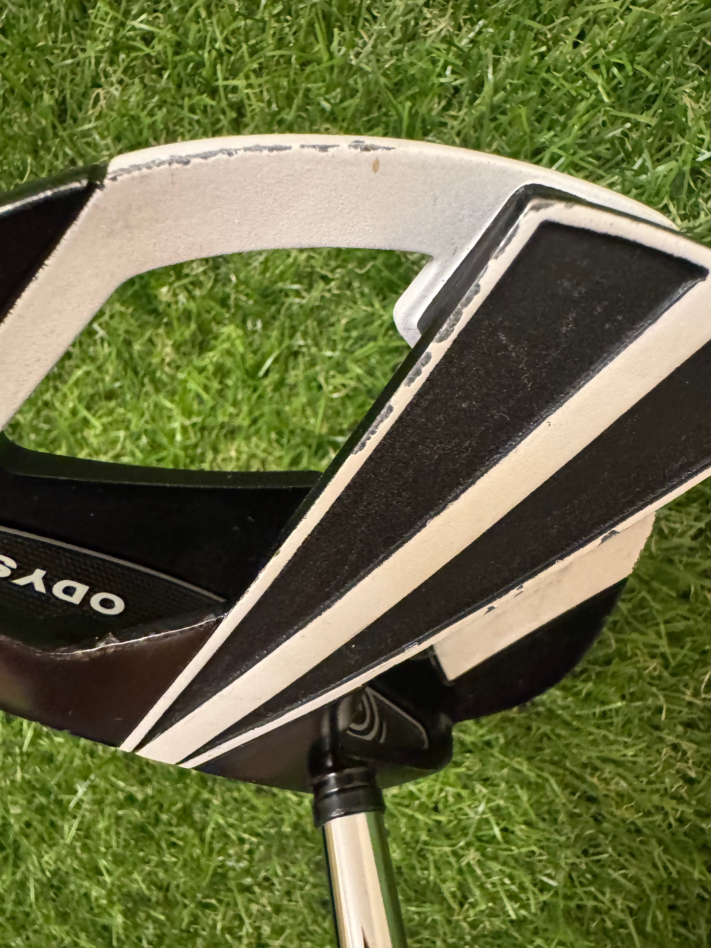 Odyssey 34” Metal X Dart Mallet Putter