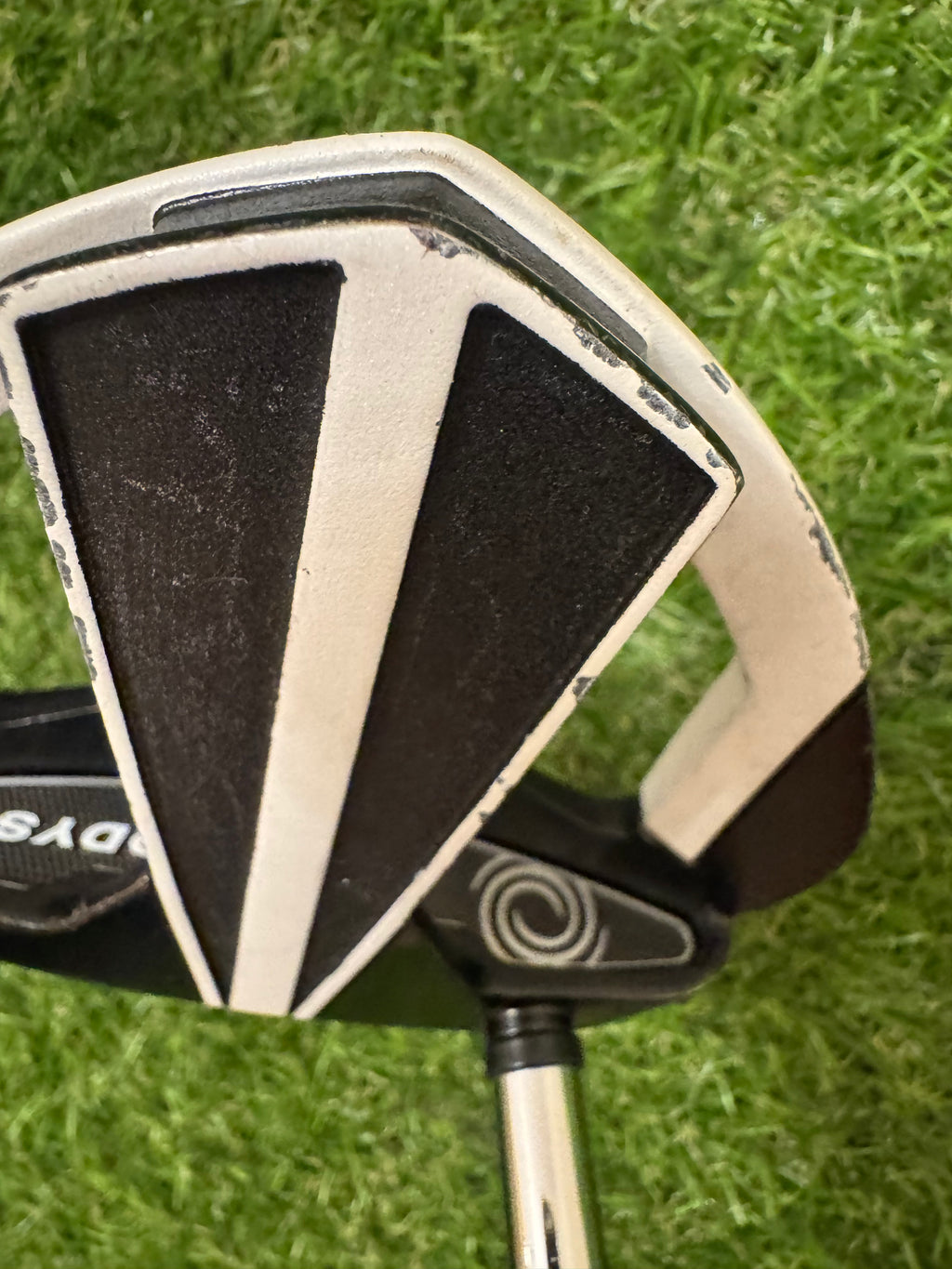 Odyssey 34” Metal X Dart Mallet Putter