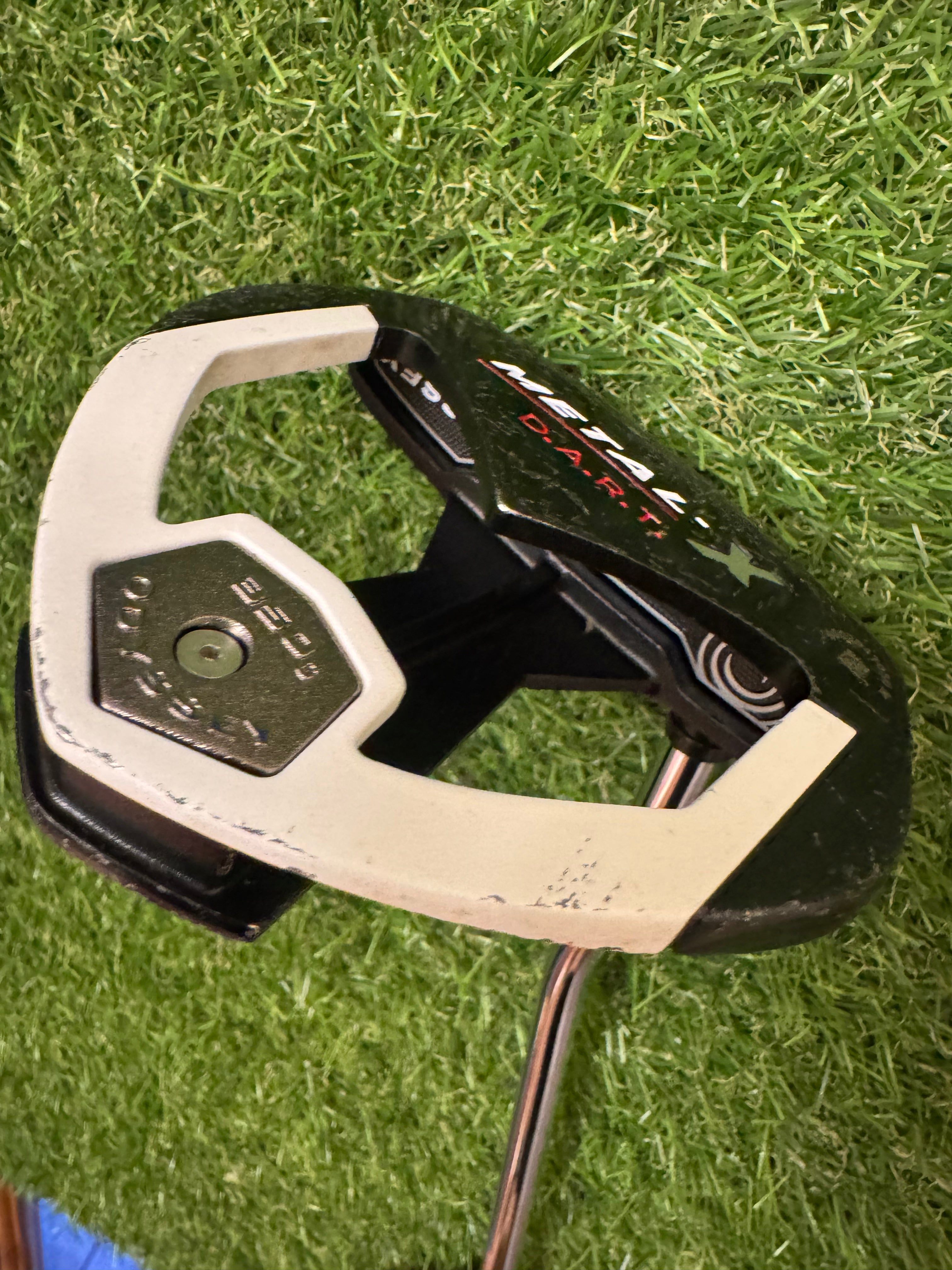 Odyssey 34” Metal X Dart Mallet Putter