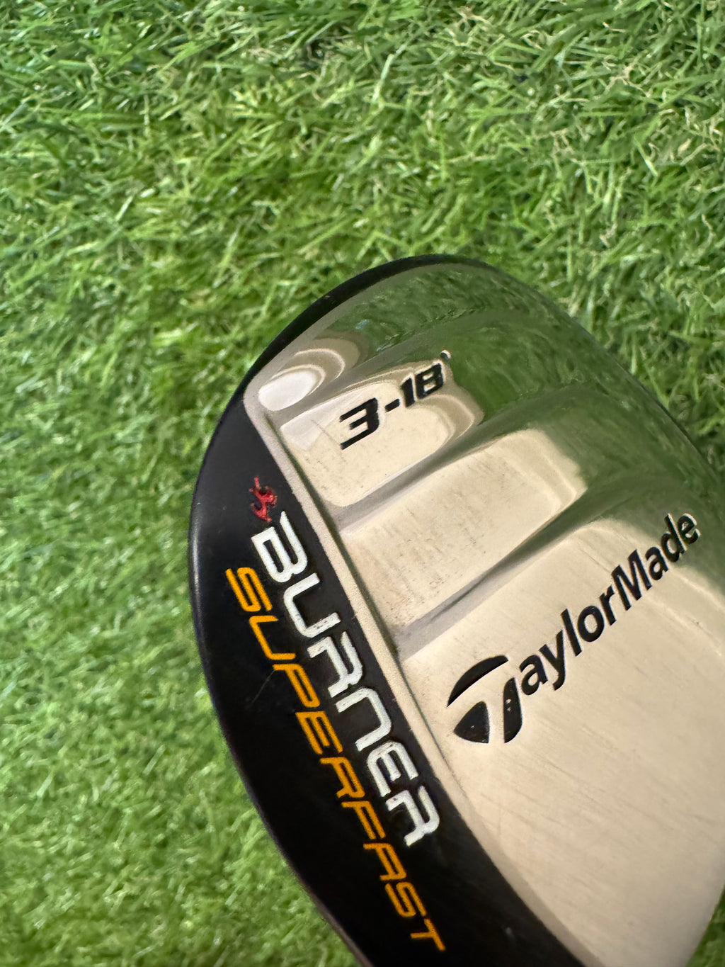 TaylorMade Burner SuperFast 3 — 18° Hybrid Wood