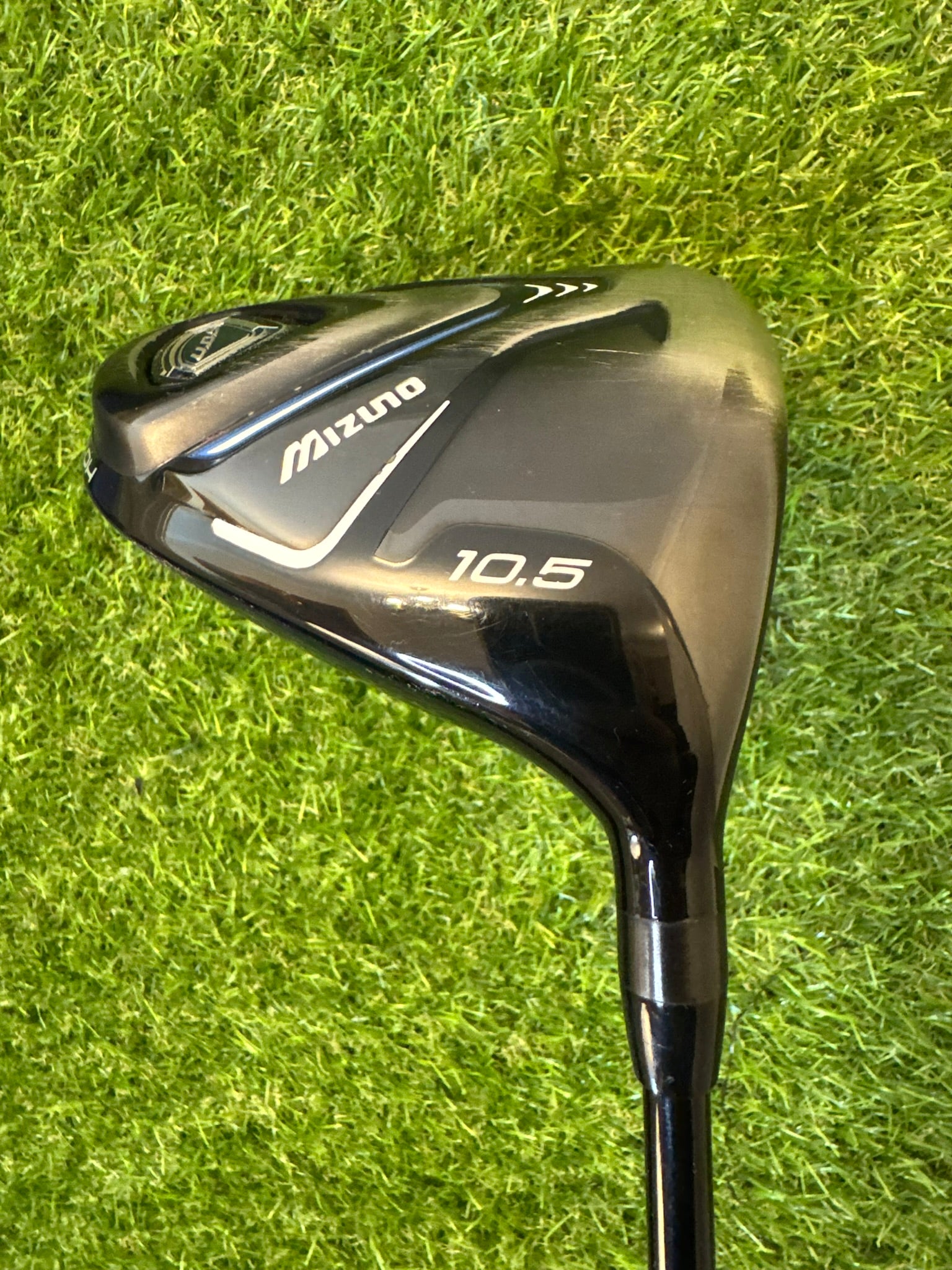 Mizuno JPX825 Driver 10.5° – Fujikura Orochi 55g Regular Shaft