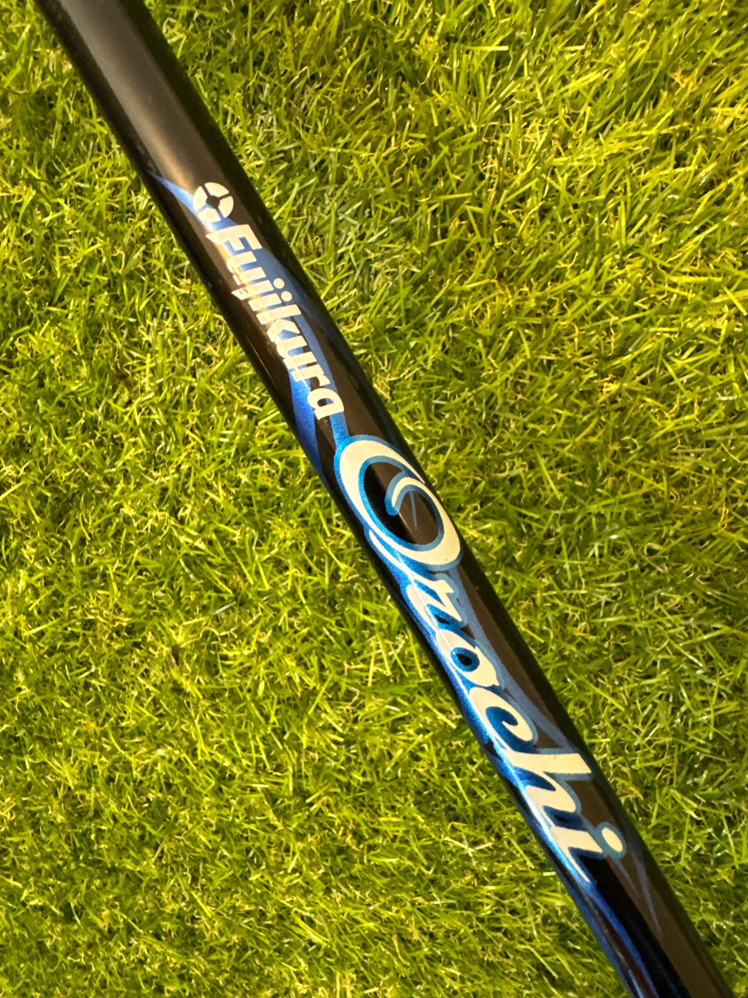 Mizuno JPX825 Driver 10.5° – Fujikura Orochi 55g Regular Shaft