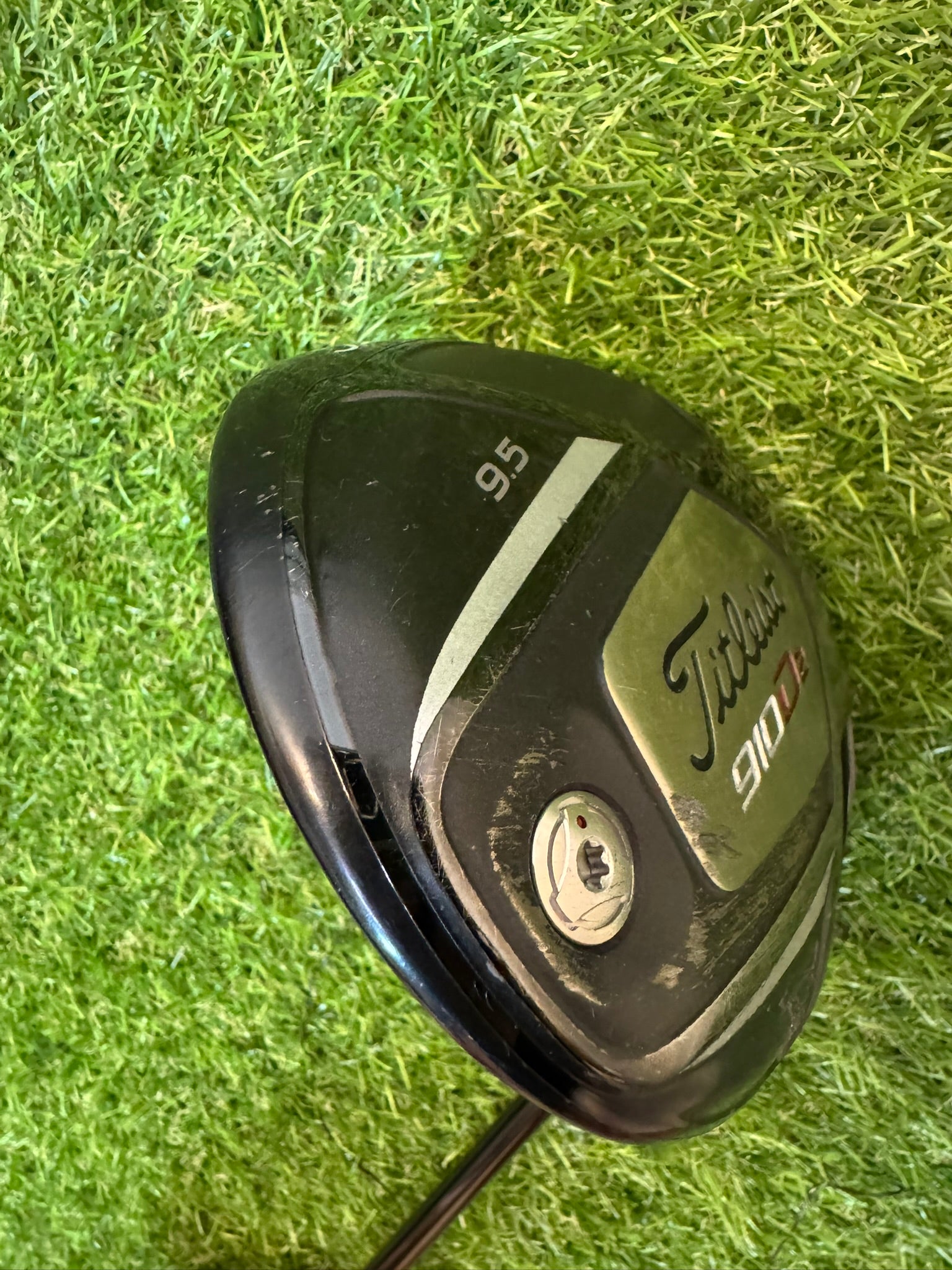 Titleist 910 D2 Driver 9.5° – Rombax 55 Stiff Shaft
