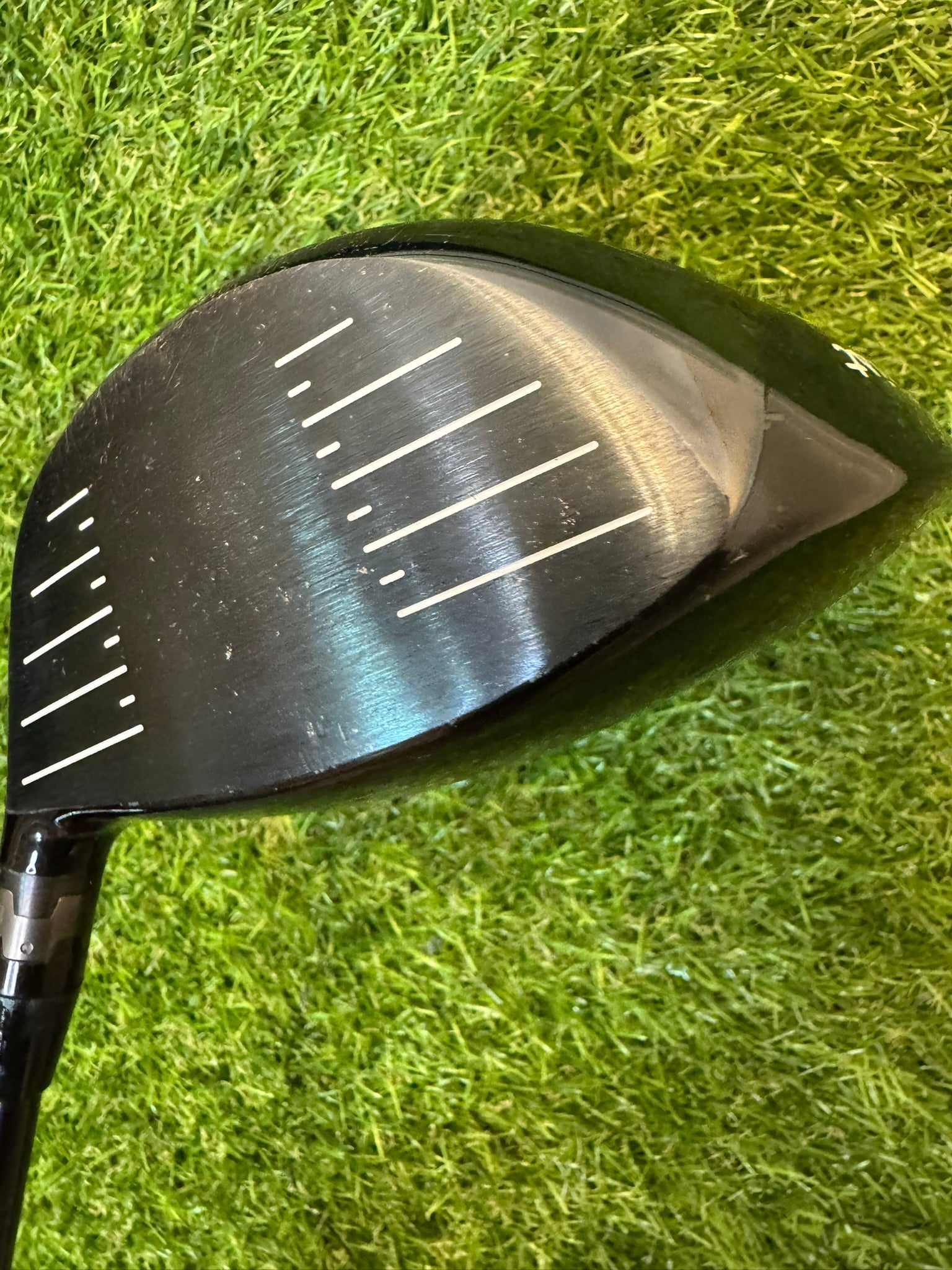 Titleist 910 D2 Driver 9.5° – Rombax 55 Stiff Shaft