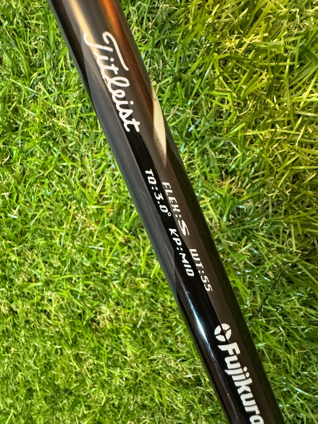 Titleist 910 D2 Driver 9.5° – Rombax 55 Stiff Shaft