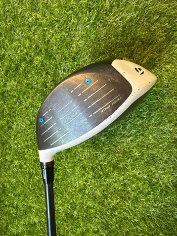 TaylorMade SIM Driver 10.5° – Diamana TM 50 Stiff Shaft