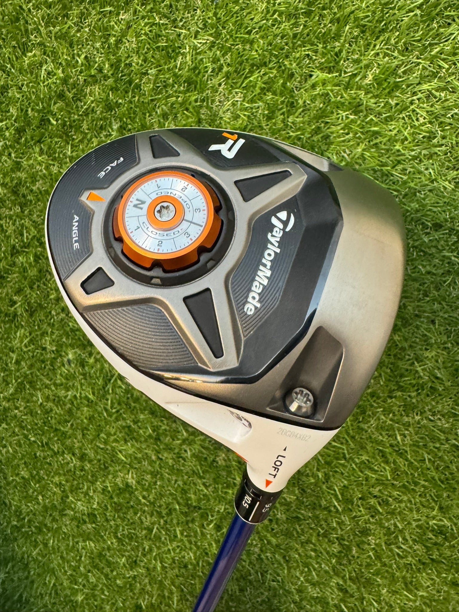TaylorMade R1 Driver 10° – Diamana B60 Stiff Shaft