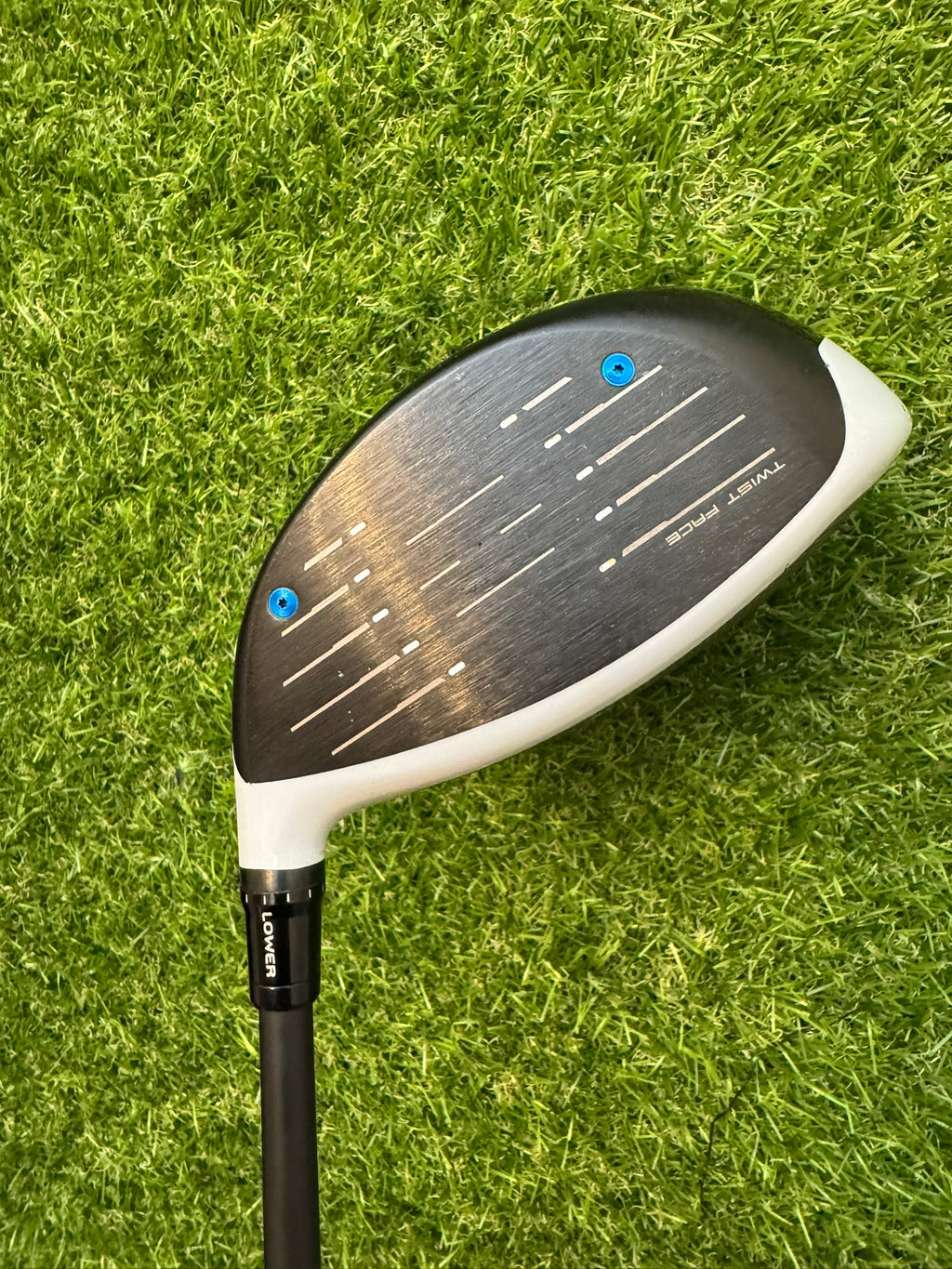TaylorMade SIM Max Driver 9° – Diamana TM 60 Stiff Shaft