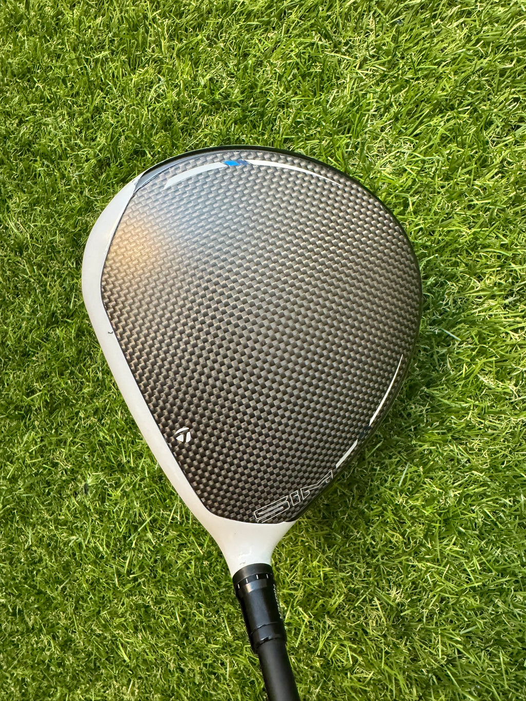 TaylorMade SIM Max Driver 9° – Diamana TM 60 Stiff Shaft