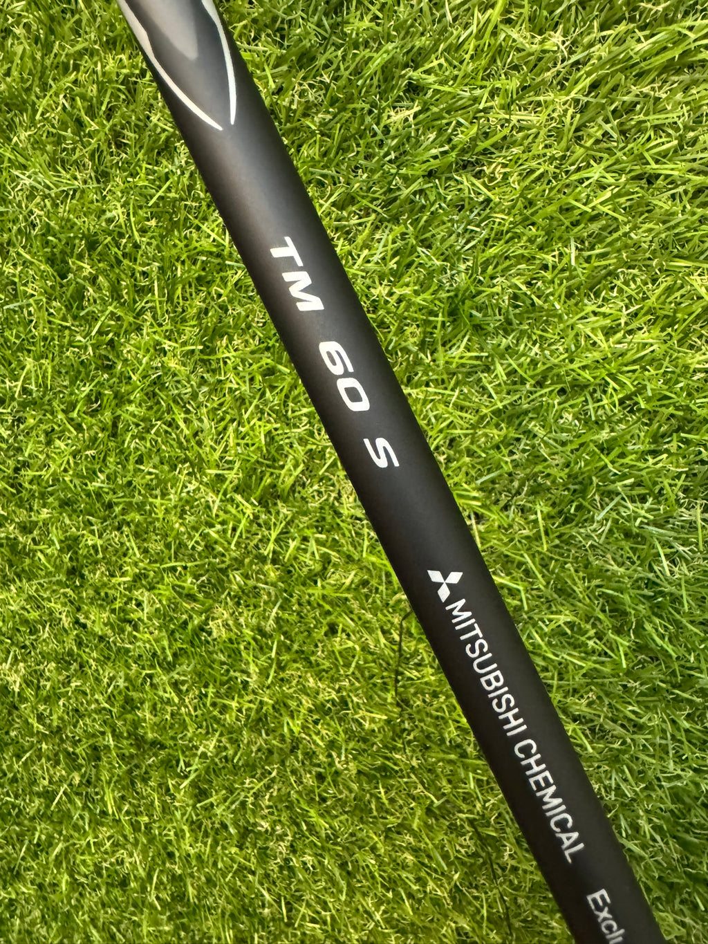 TaylorMade SIM Max Driver 9° – Diamana TM 60 Stiff Shaft