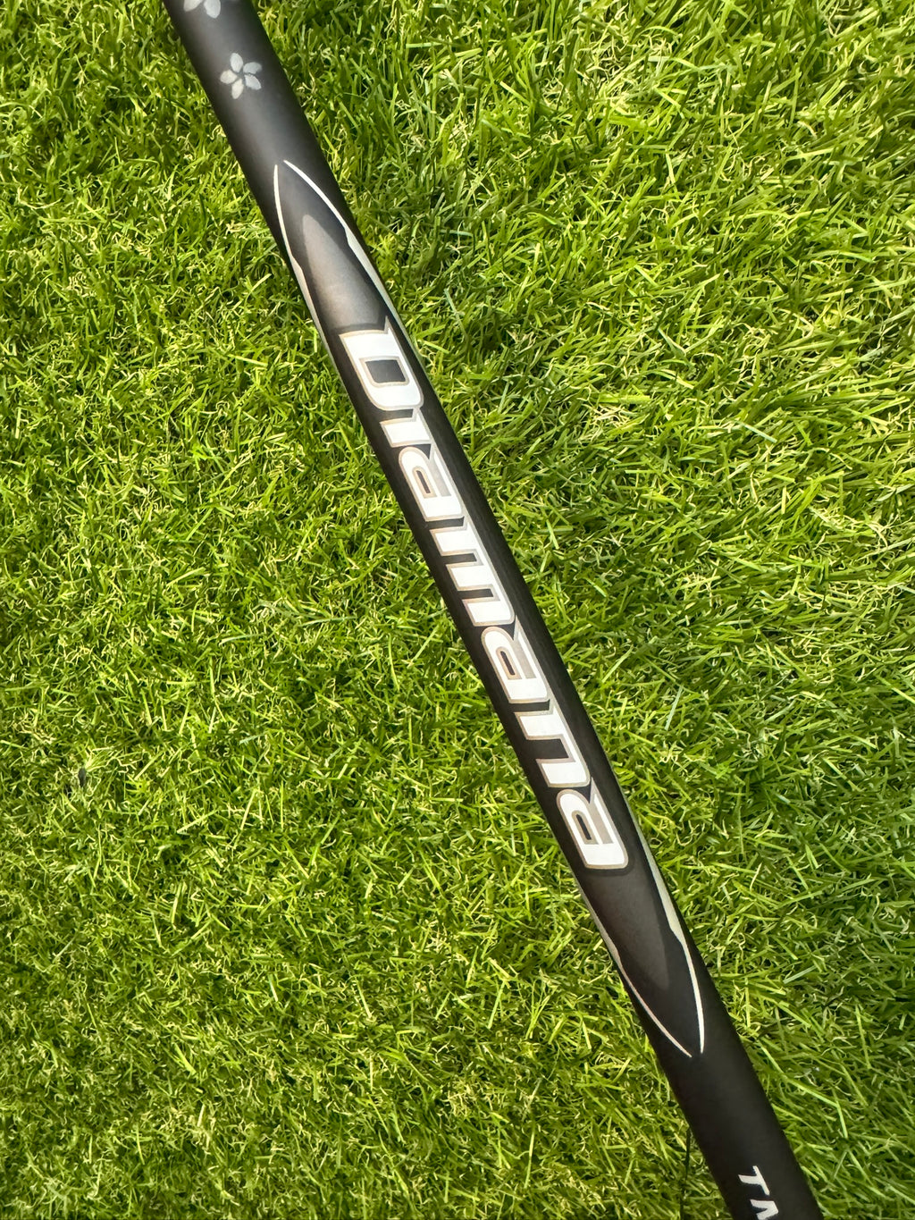 TaylorMade SIM Max Driver 9° – Diamana TM 60 Stiff Shaft