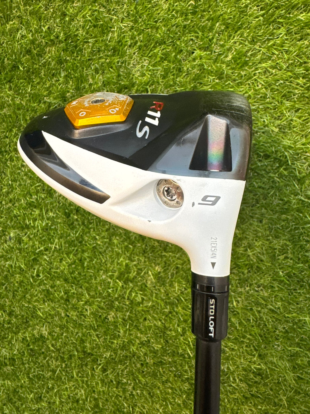 TaylorMade R11s Driver 9° – Fujikura Blur R11 60 X-Stiff Shaft