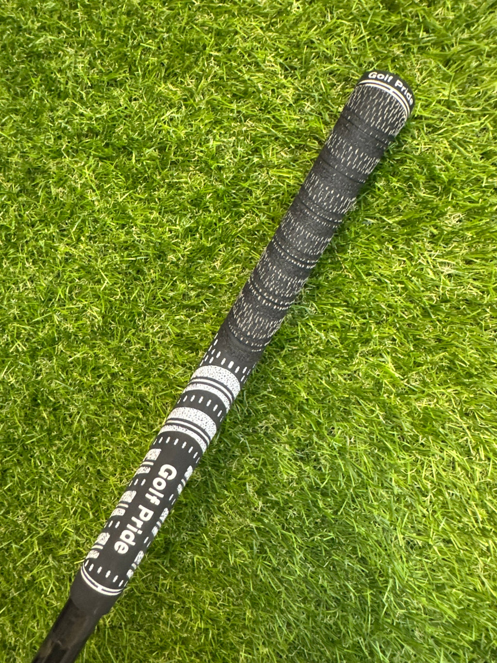 TaylorMade R11s Driver 9° – Fujikura Blur R11 60 X-Stiff Shaft