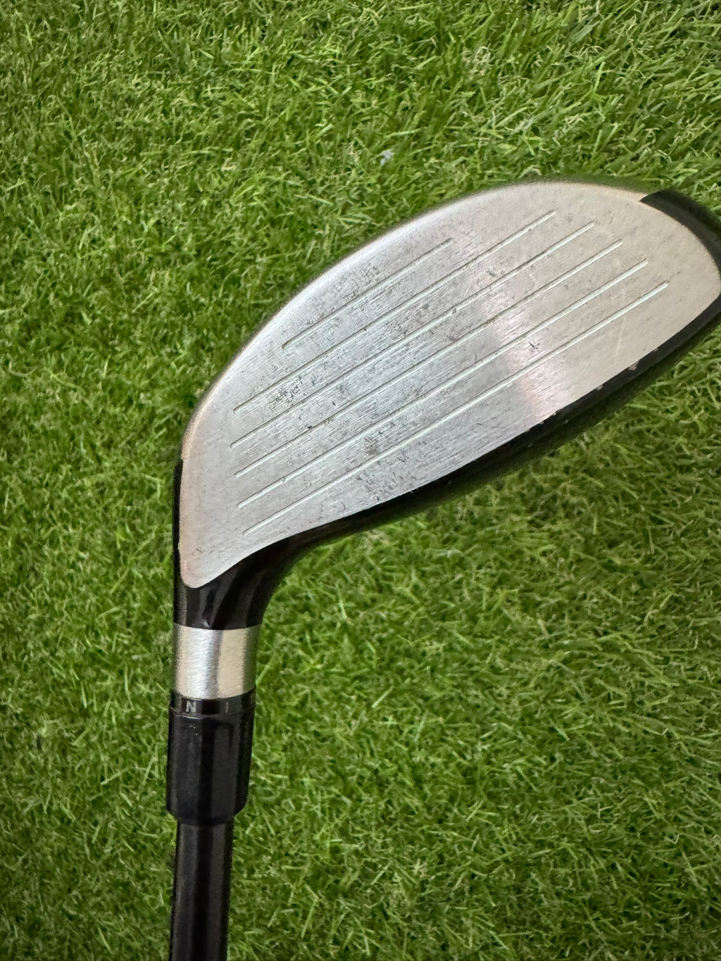 TaylorMade R9 3W 15° – Fujikura Motore Supermax Regular Shaft