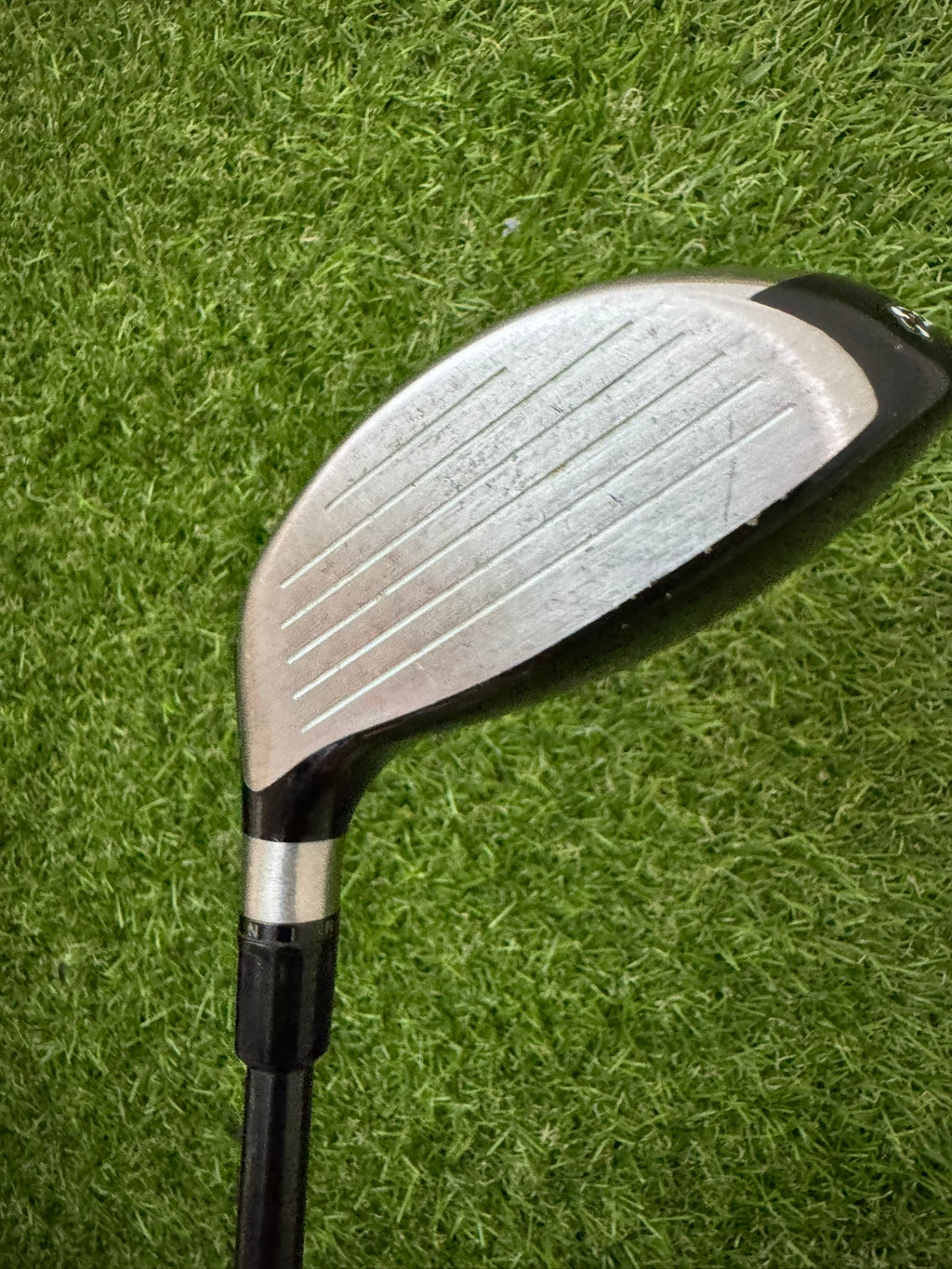 TaylorMade R9 3W 15° – Fujikura Motore Supermax Regular Shaft