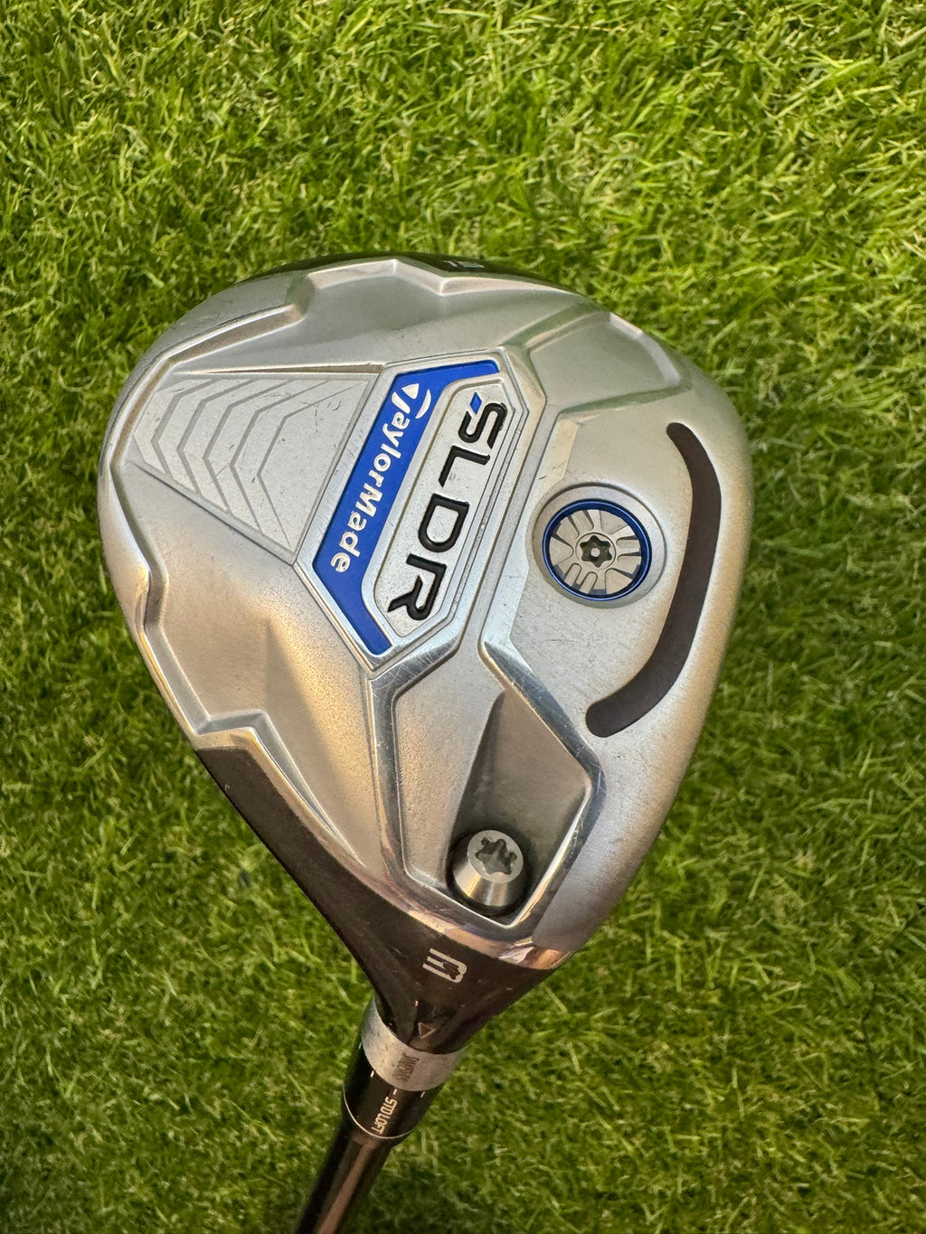 TaylorMade SLDR 3W 15° – Mitsubishi Rayon TM1 114 Regular Shaft