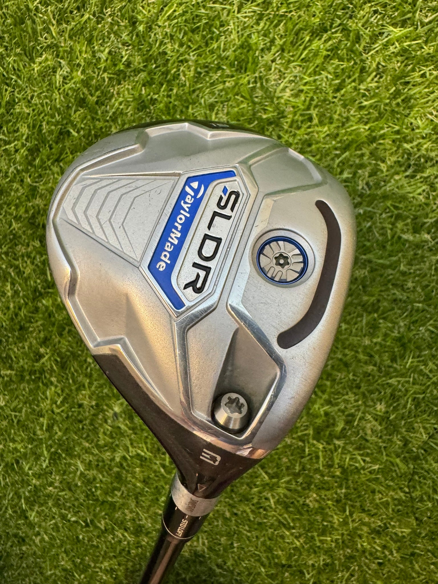 TaylorMade SLDR 3W 15° – Mitsubishi Rayon TM1 114 Regular Shaft
