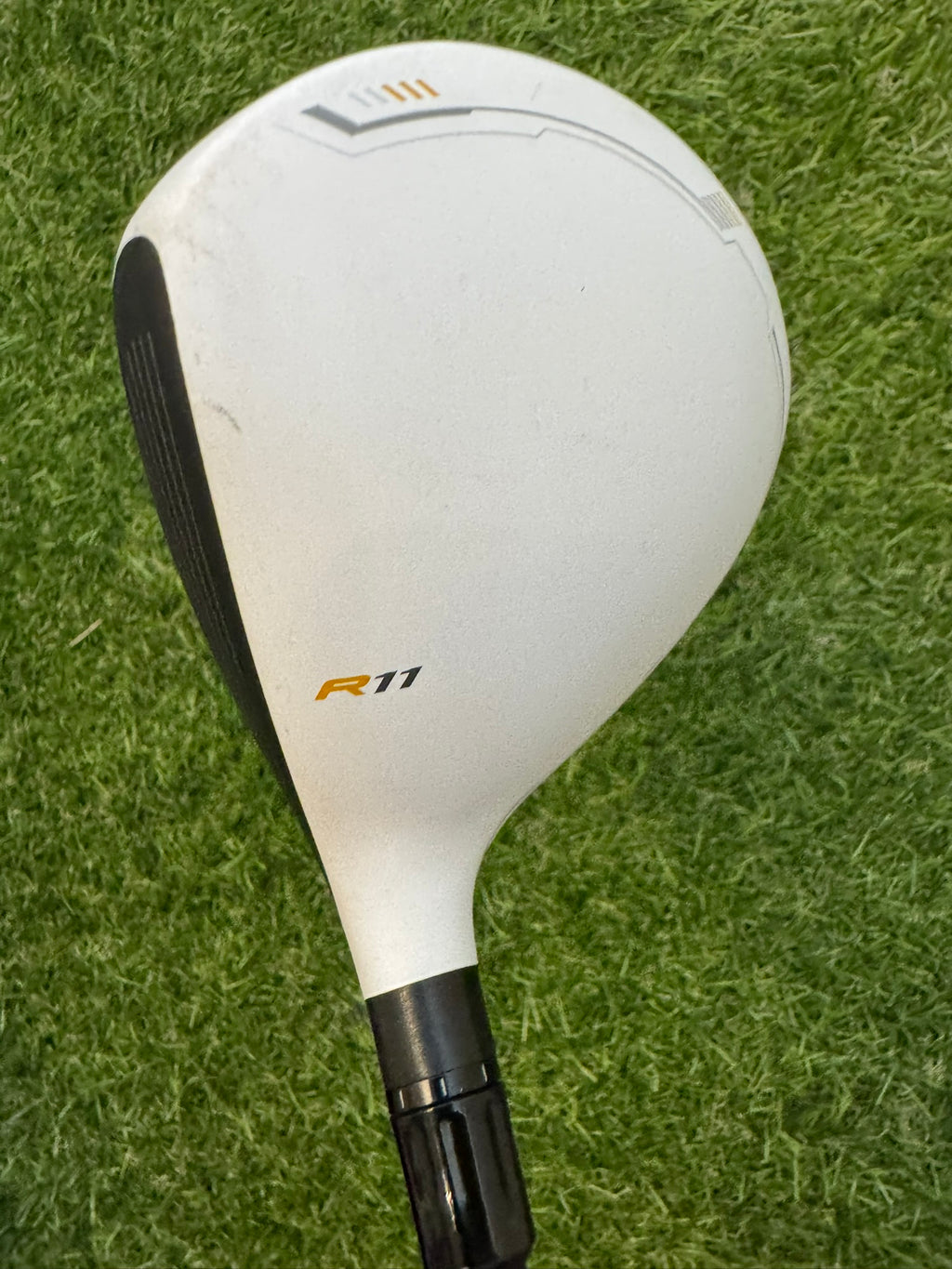 TaylorMade R11 5W 19° – Fujikura Motore 50 R11 Stiff Shaft