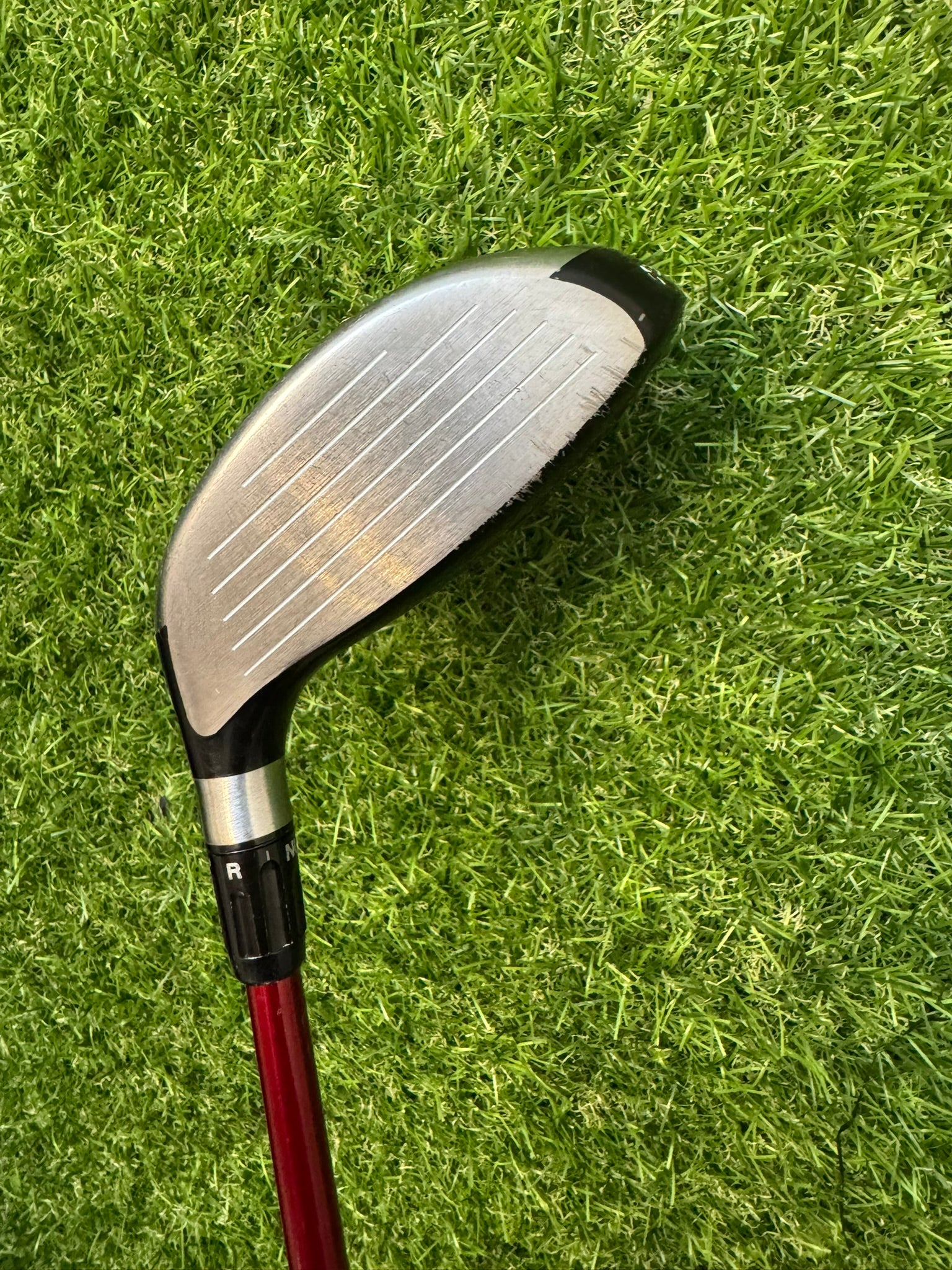 TaylorMade R9 3W 15° – Fujikura Motore F1 75J X-Stiff Shaft