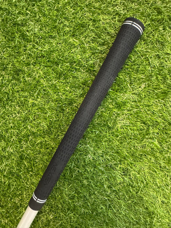 TaylorMade R9 3W 15° – Fujikura Motore F1 75J X-Stiff Shaft