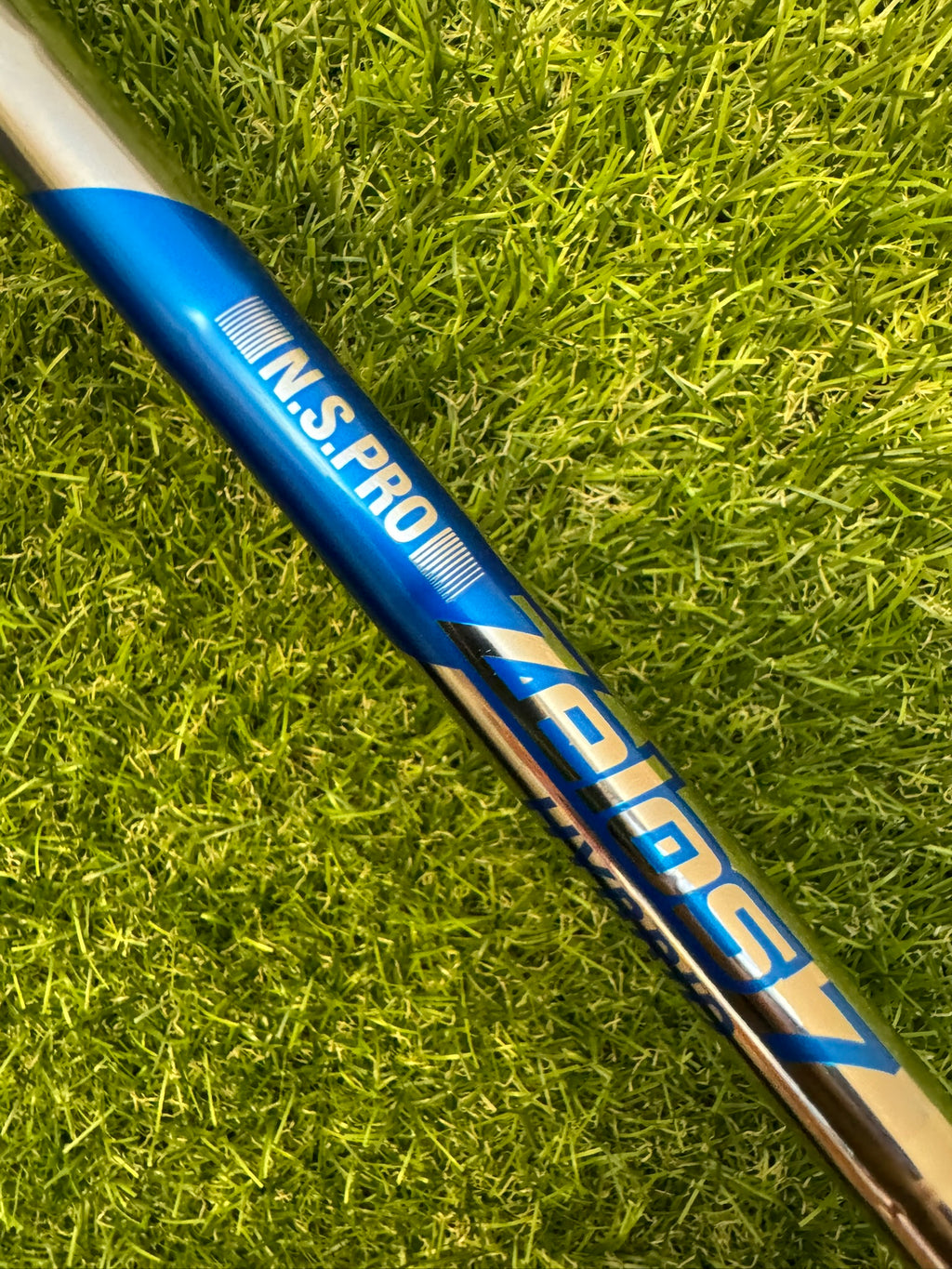Titleist TSi1 4H 20° – NS Pro Zelos 7 Hybrid Stiff Shaft