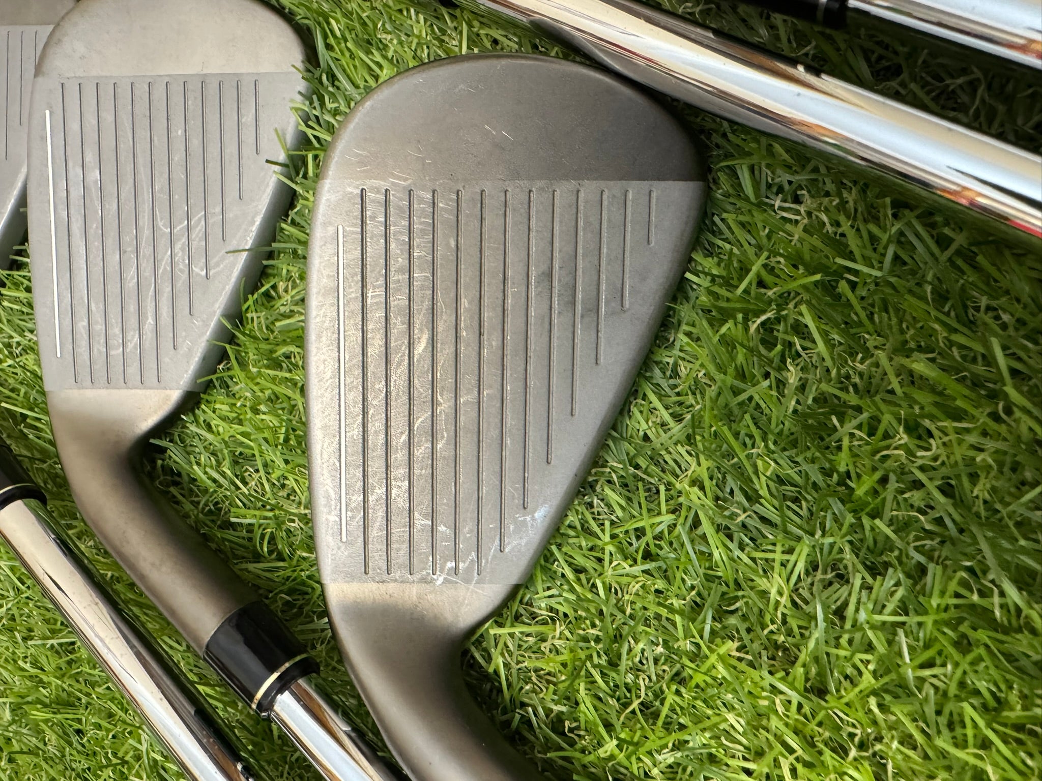 TaylorMade Speedbladez 5-PW – KBS C-Taper 90 Stiff Iron Set