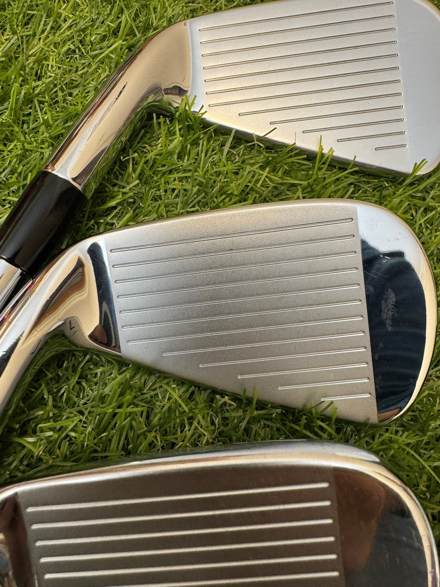 Titleist 712 AP2 Forged 5-PW – NS Pro 950GH Stiff Iron Set