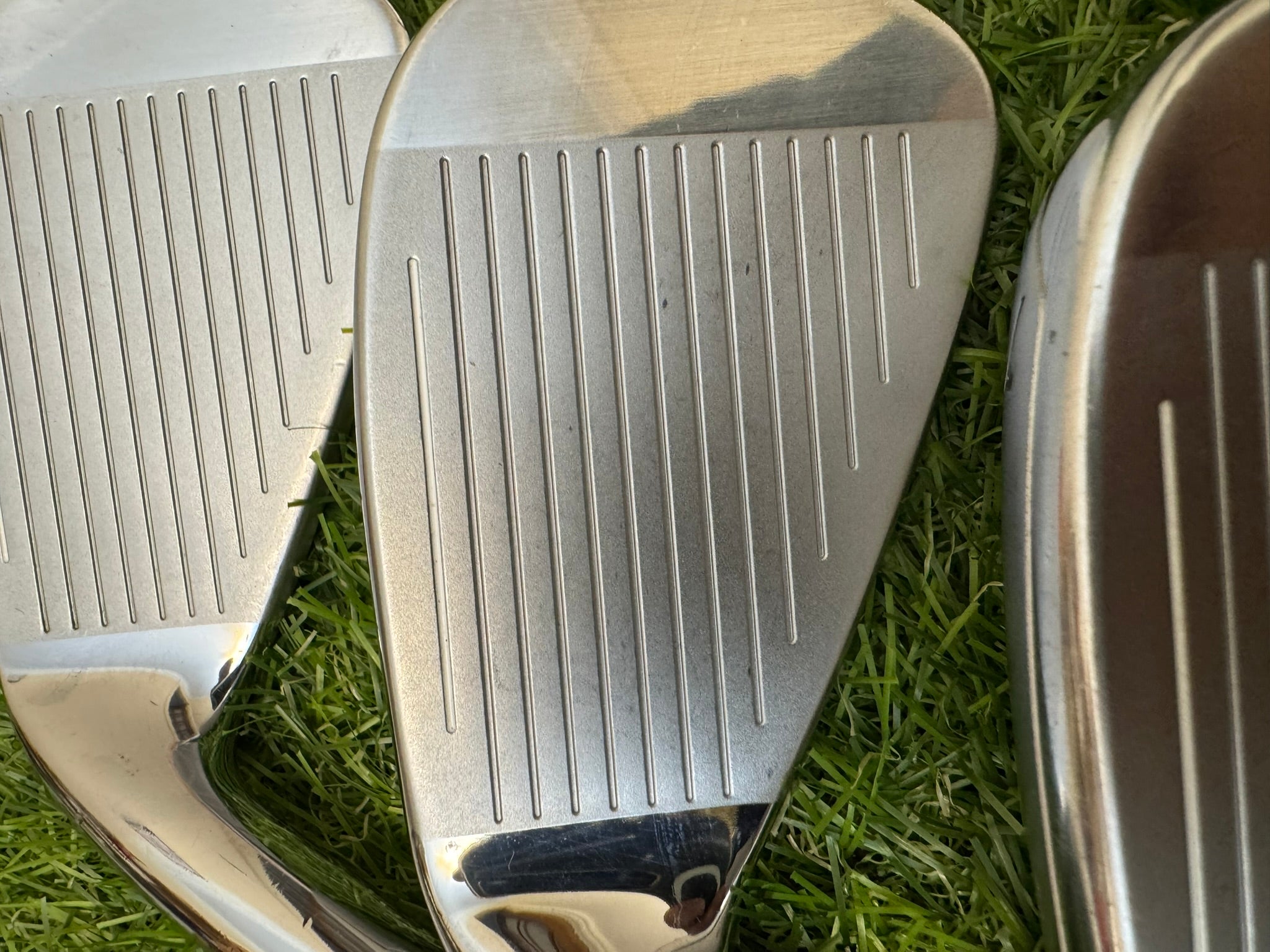 TaylorMade R9 Supermax 5-PW – NS Pro 950GH Regular Iron Set