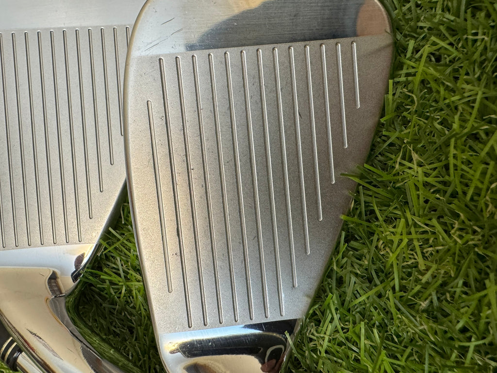 TaylorMade R9 Supermax 5-PW – NS Pro 950GH Regular Iron Set