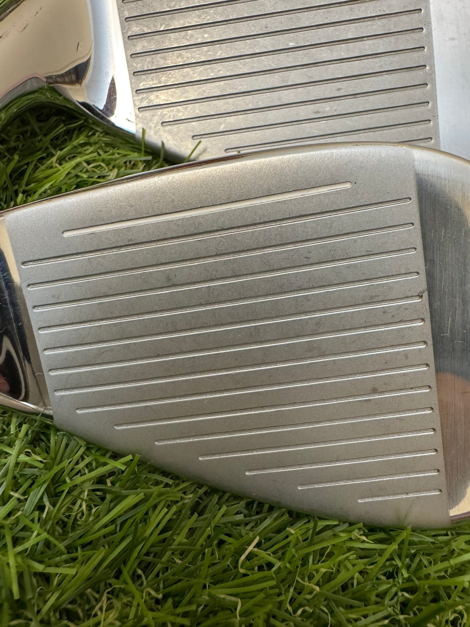 TaylorMade R9 Supermax 5-PW – NS Pro 950GH Regular Iron Set