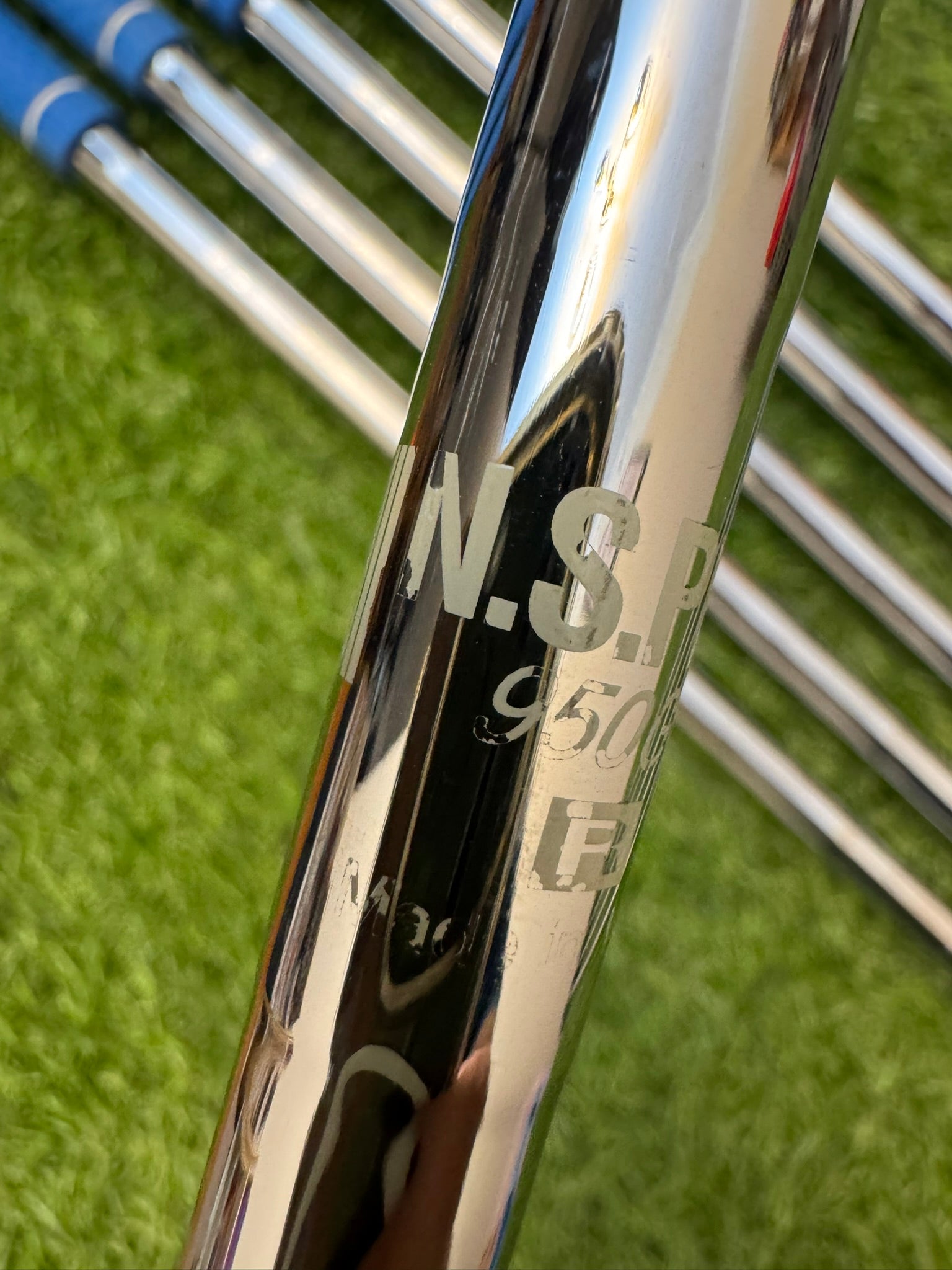 TaylorMade R9 Supermax 5-PW – NS Pro 950GH Regular Iron Set